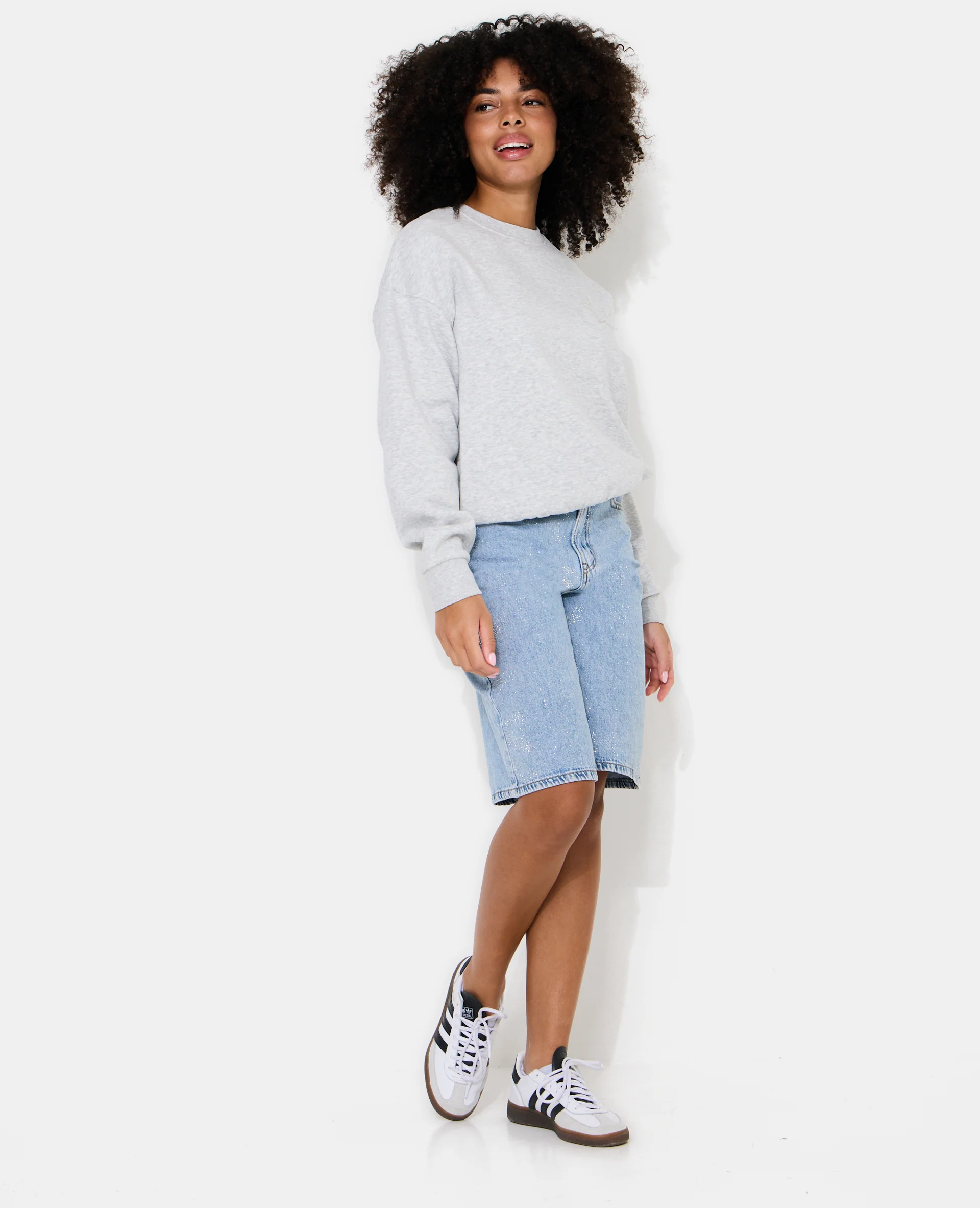 Bermuda en jean taille haute avec mini-strass - Image 3