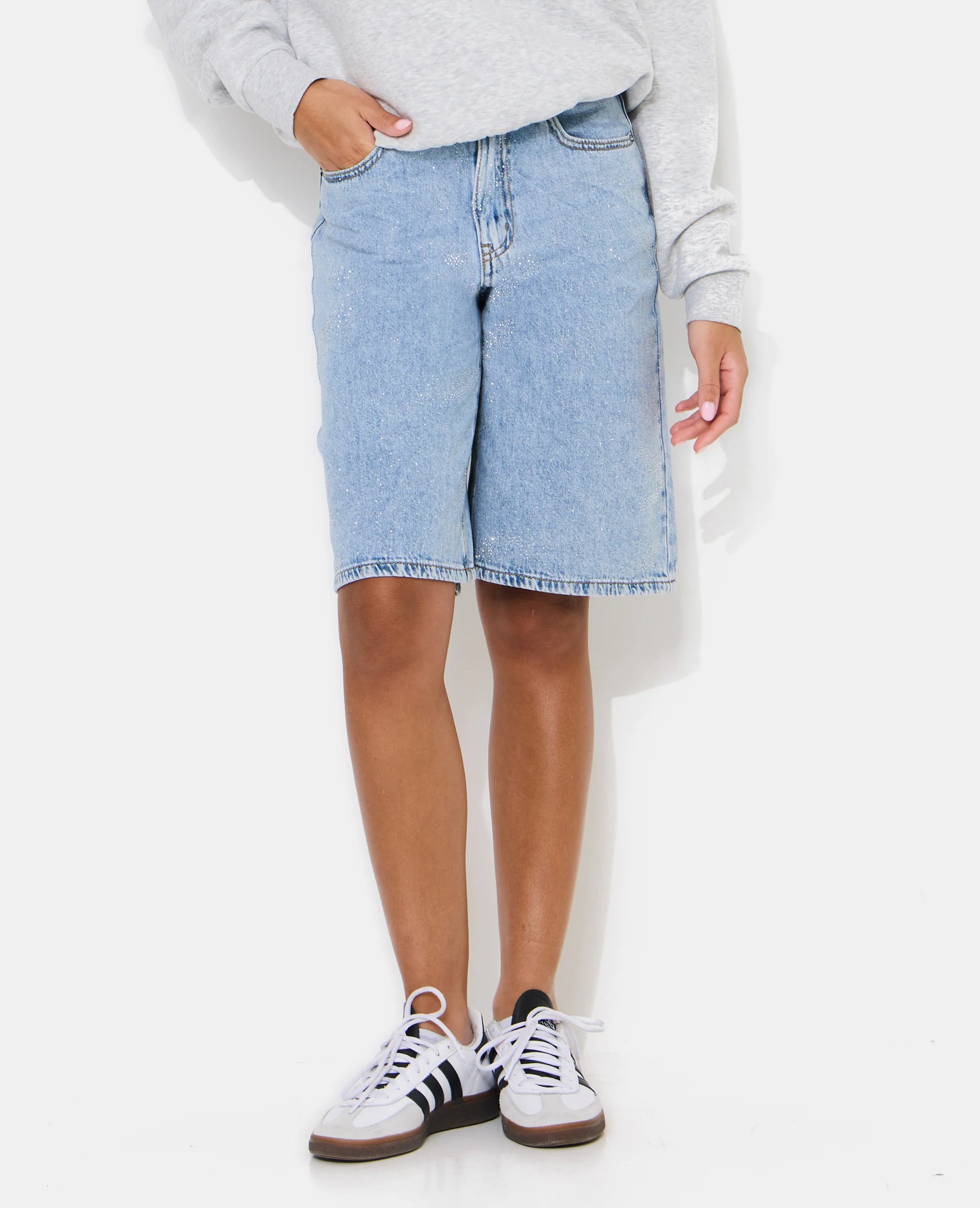 Bermuda en jean taille haute avec mini-strass - Image 5