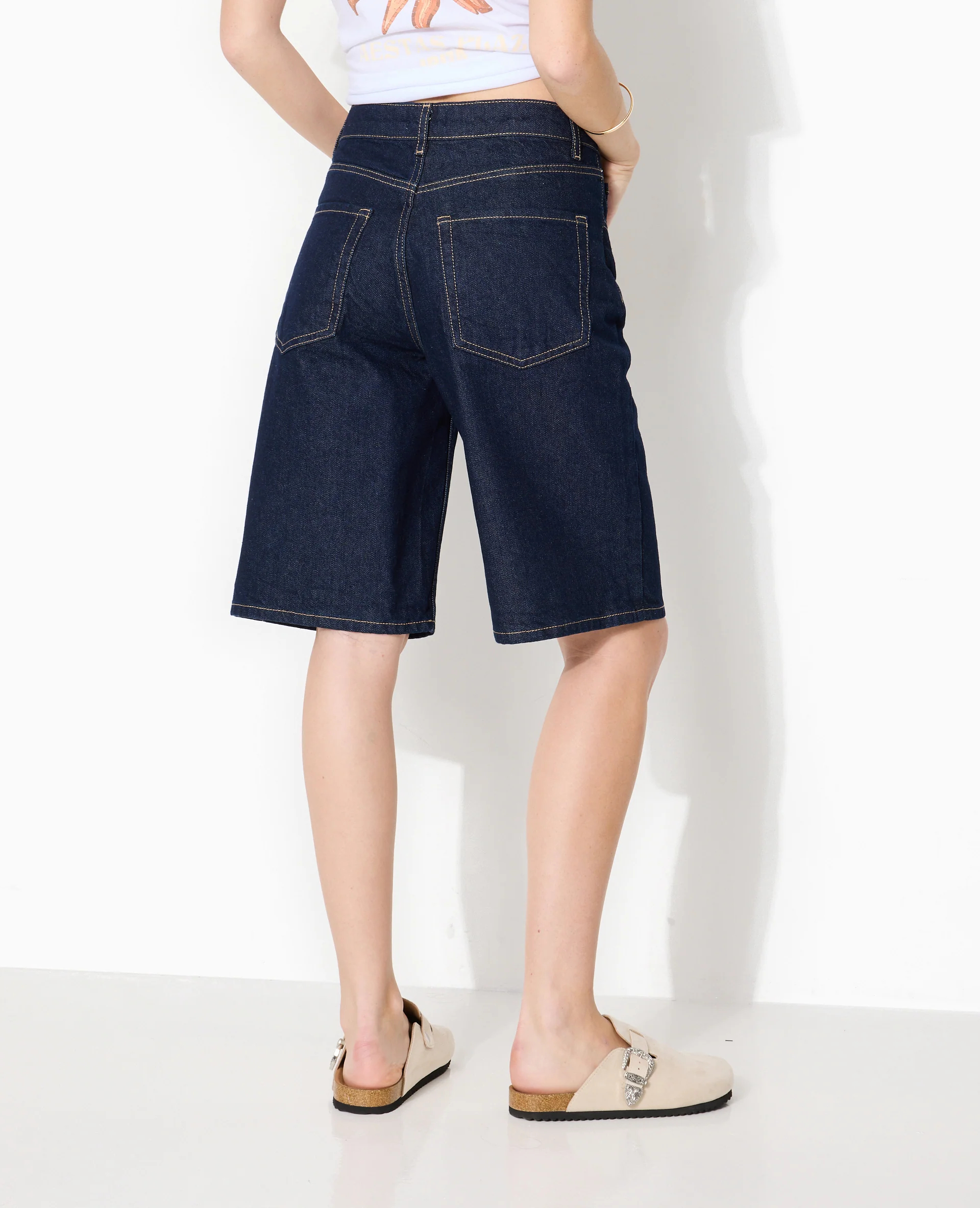 Bermuda en jean taille medium - Image 6