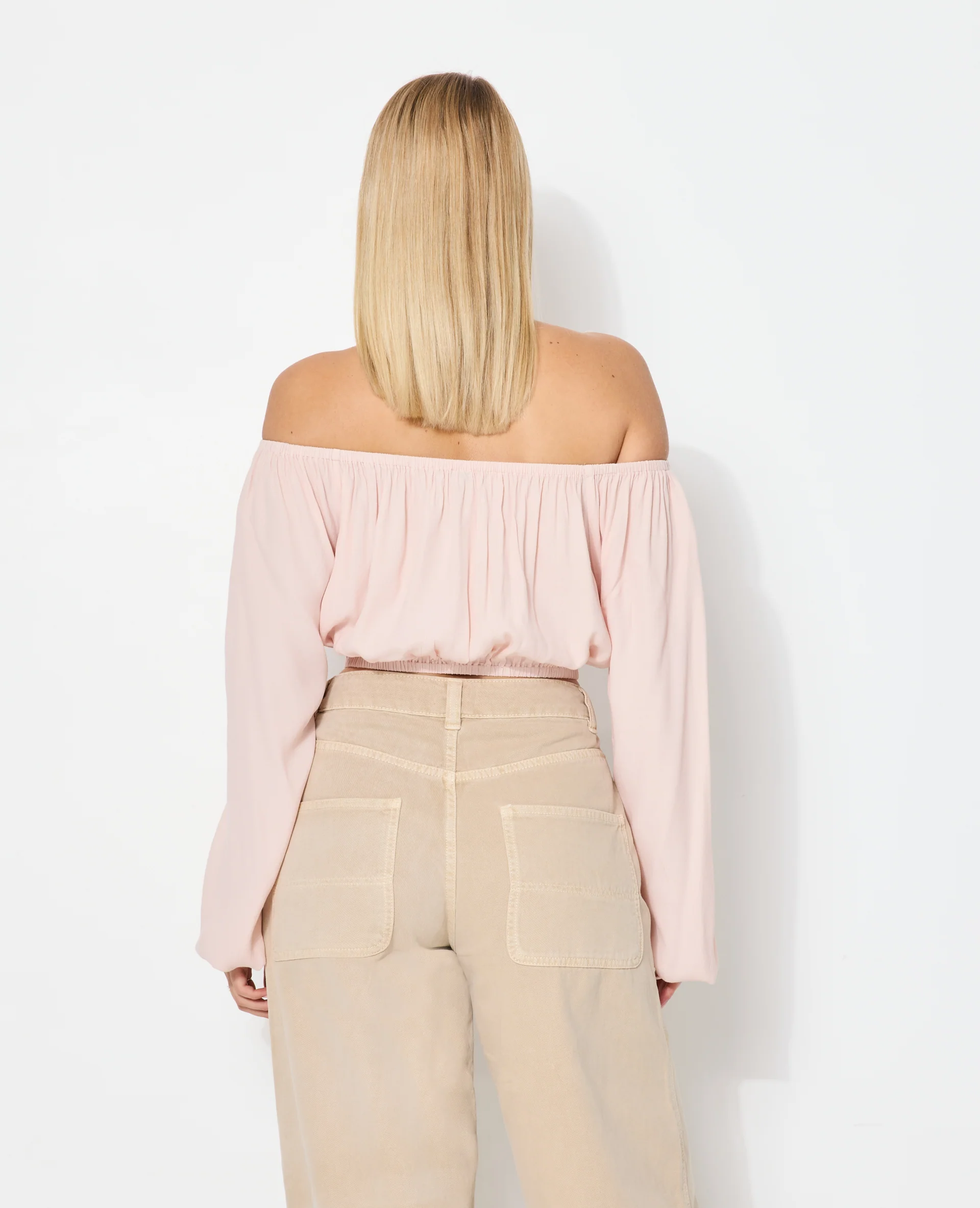 Blouse courte encolure Bardot - Image 6