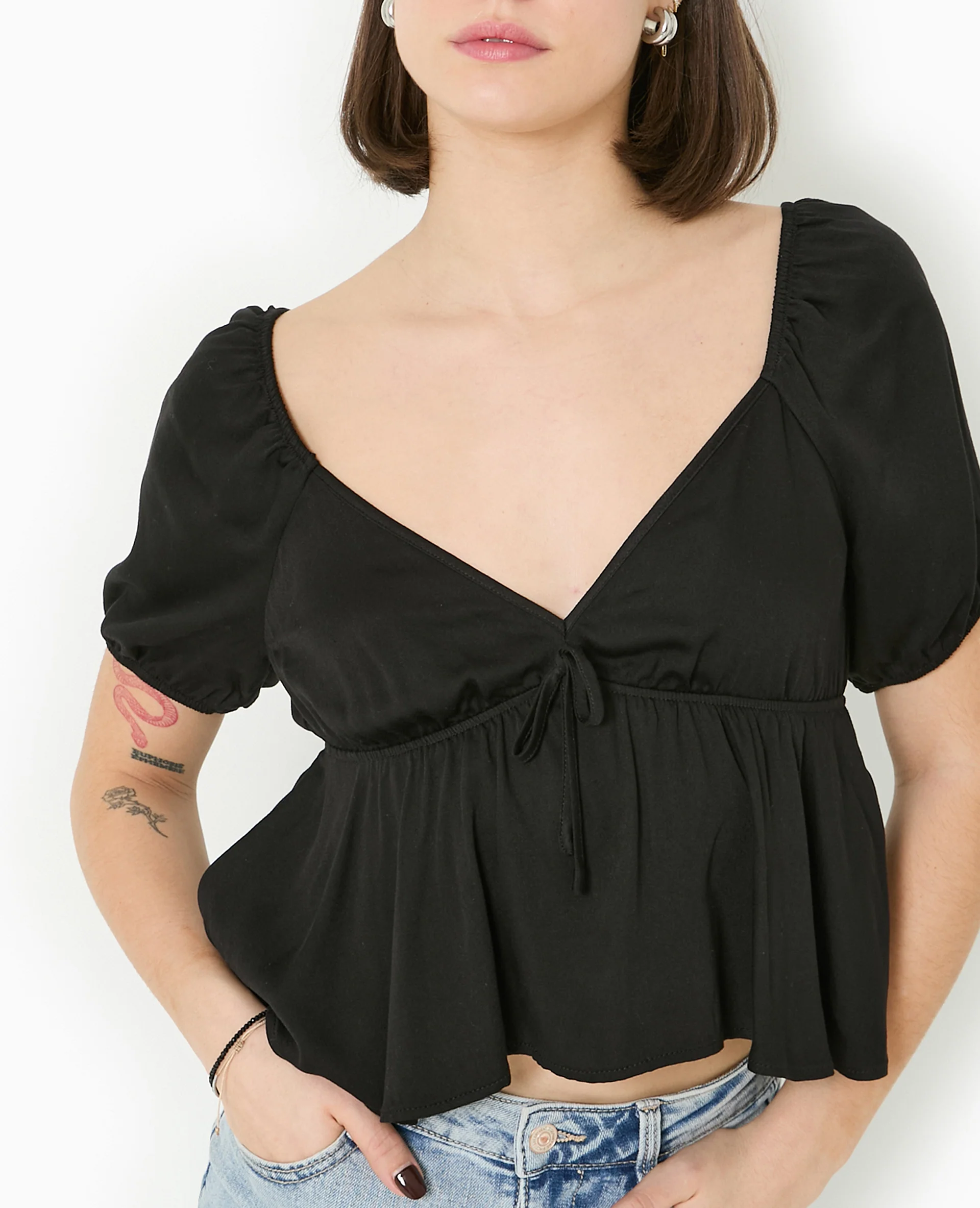 Blouse encolure V avec nœud - Image 3