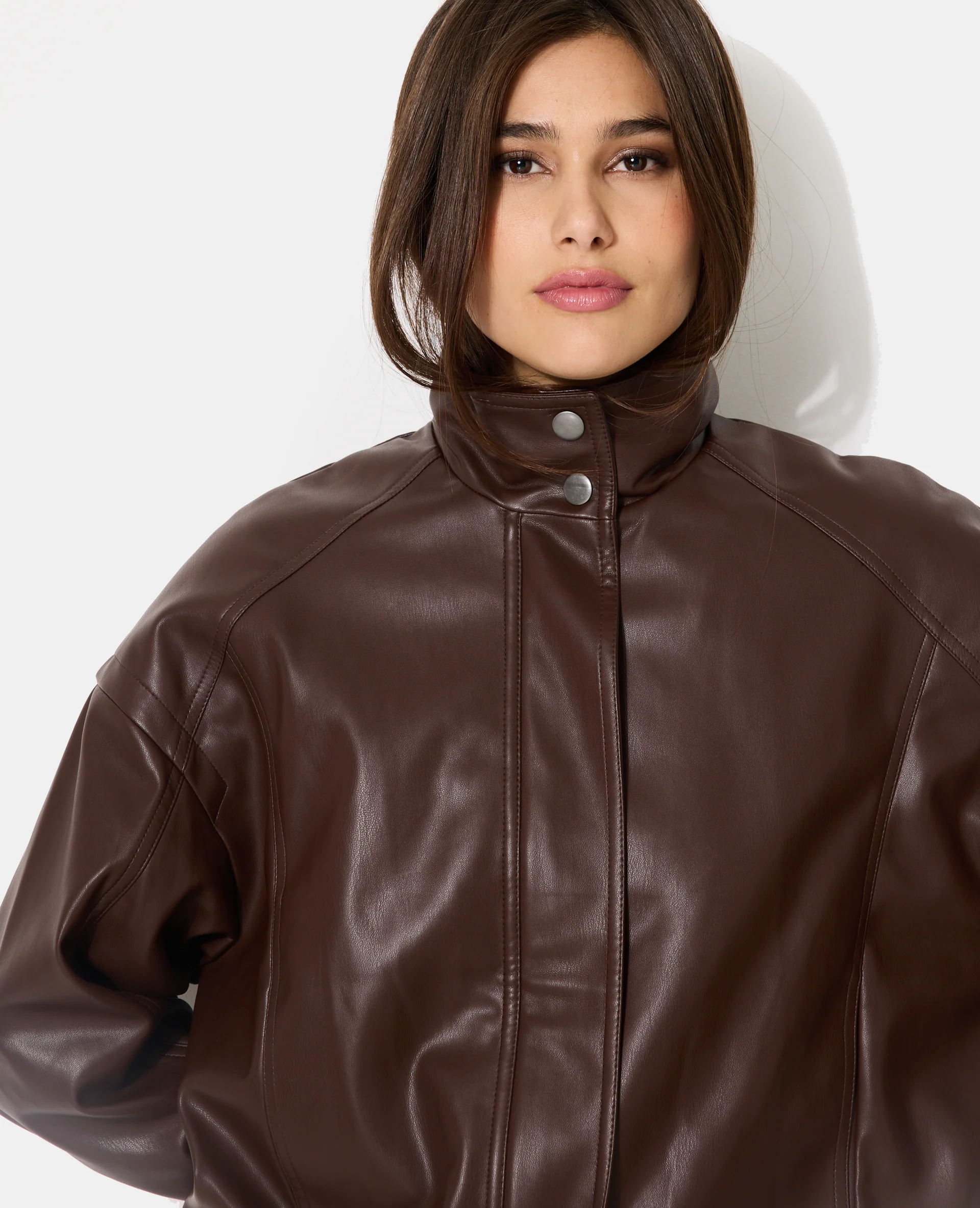 Blouson boule en simili avec col montant - Image 2