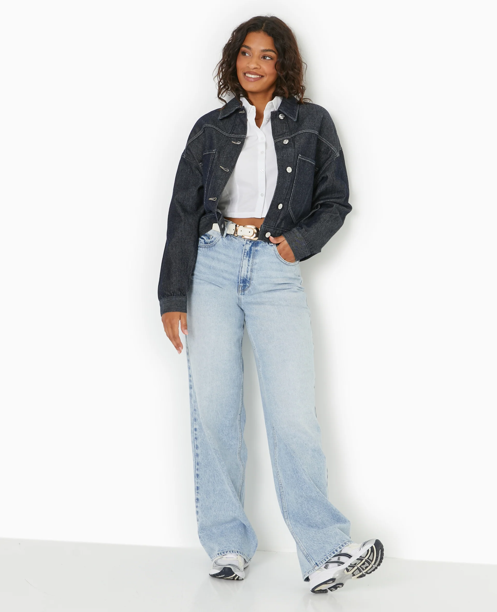 Chemise courte et resserrée - Image 2