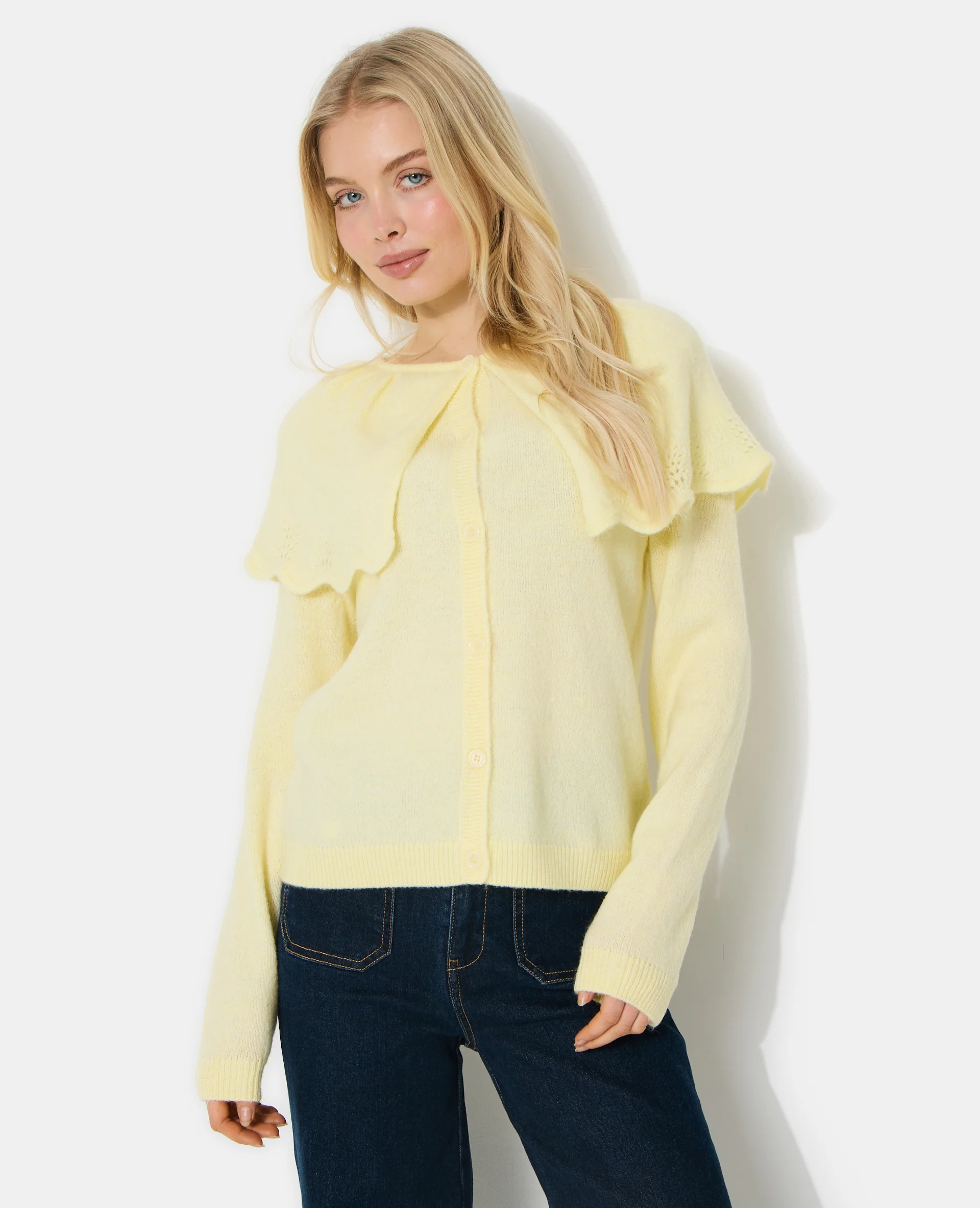 Gilet avec cape en maille ajourée - Image 7