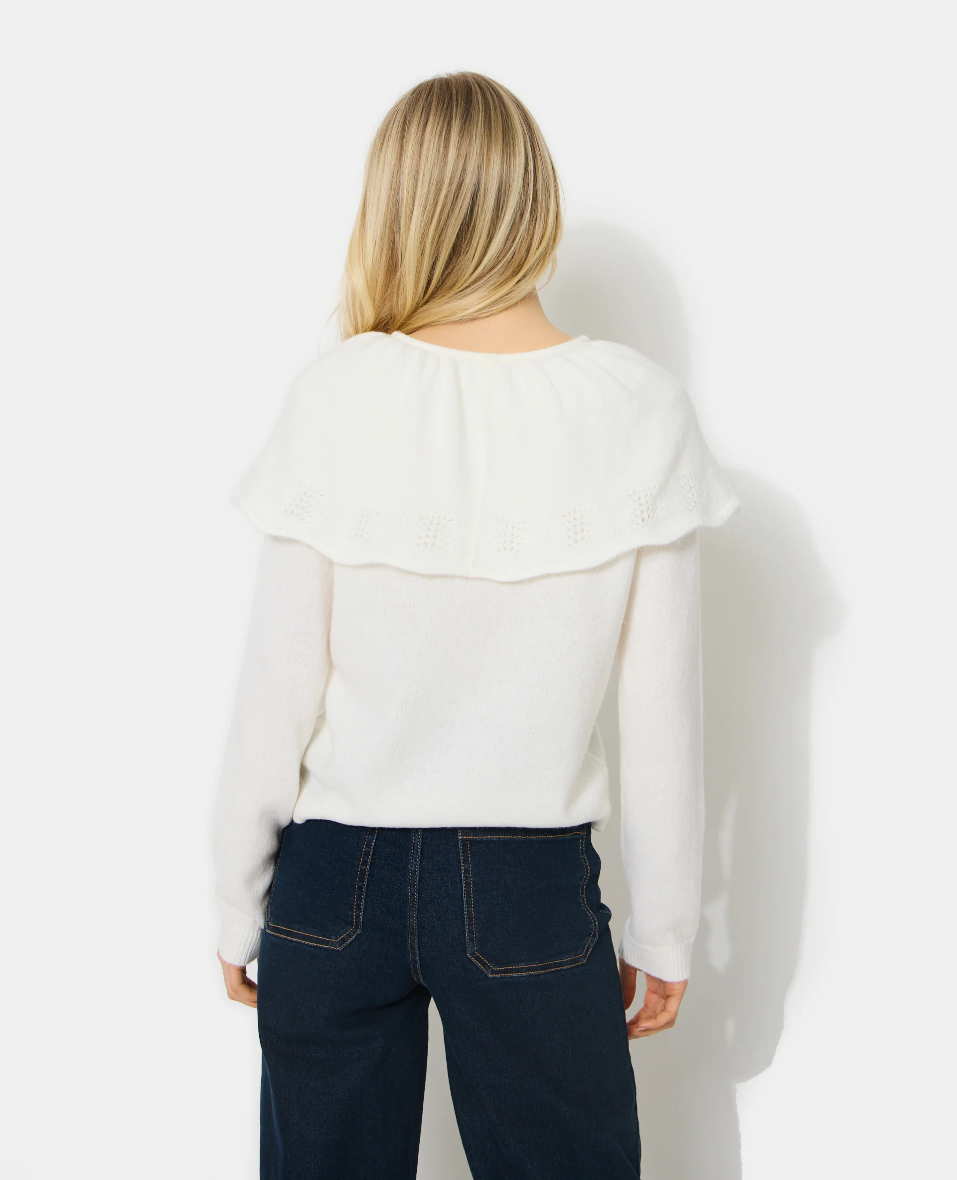 Gilet avec cape en maille ajourée - Image 6