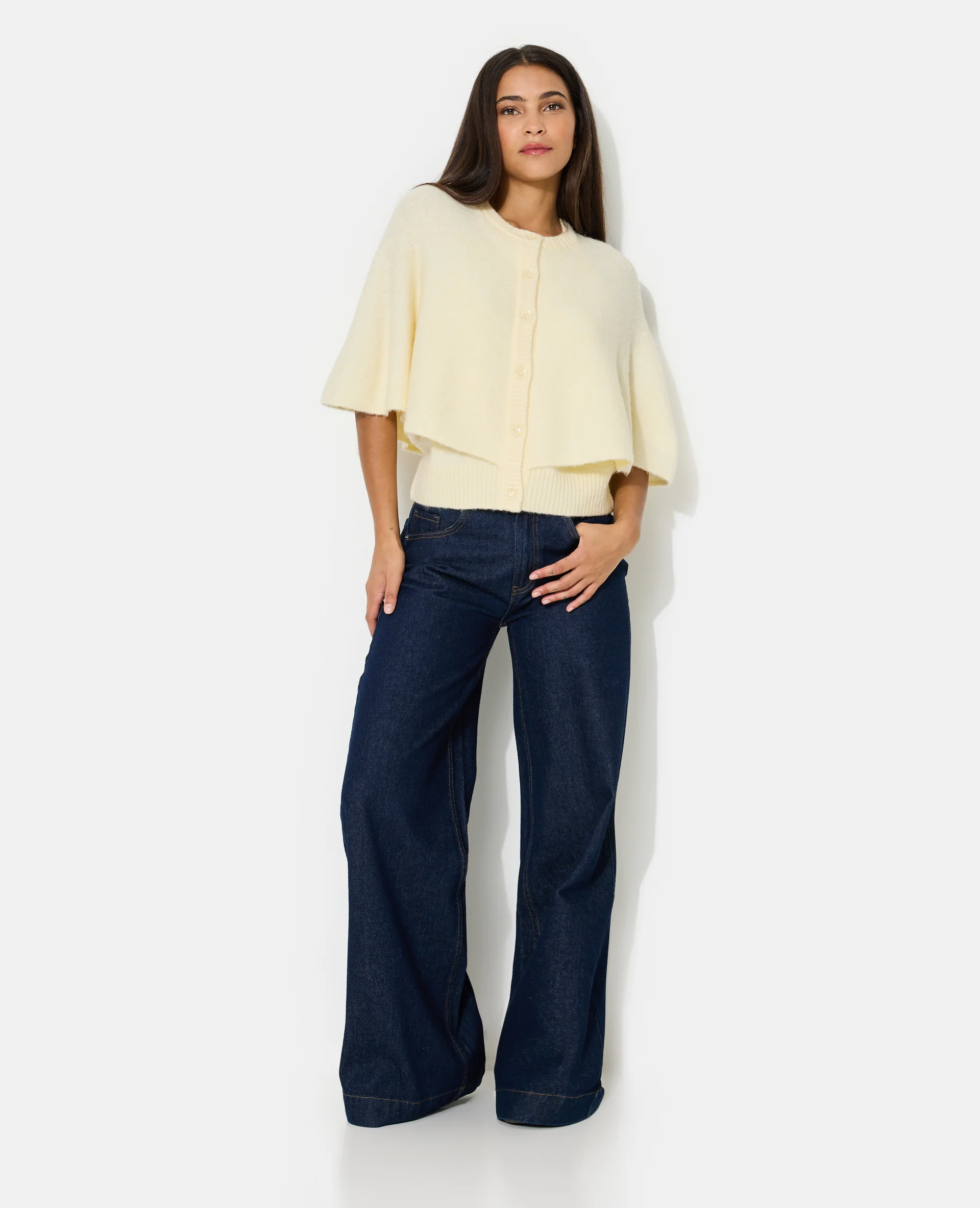 Gilet cape avec boutons - Image 3