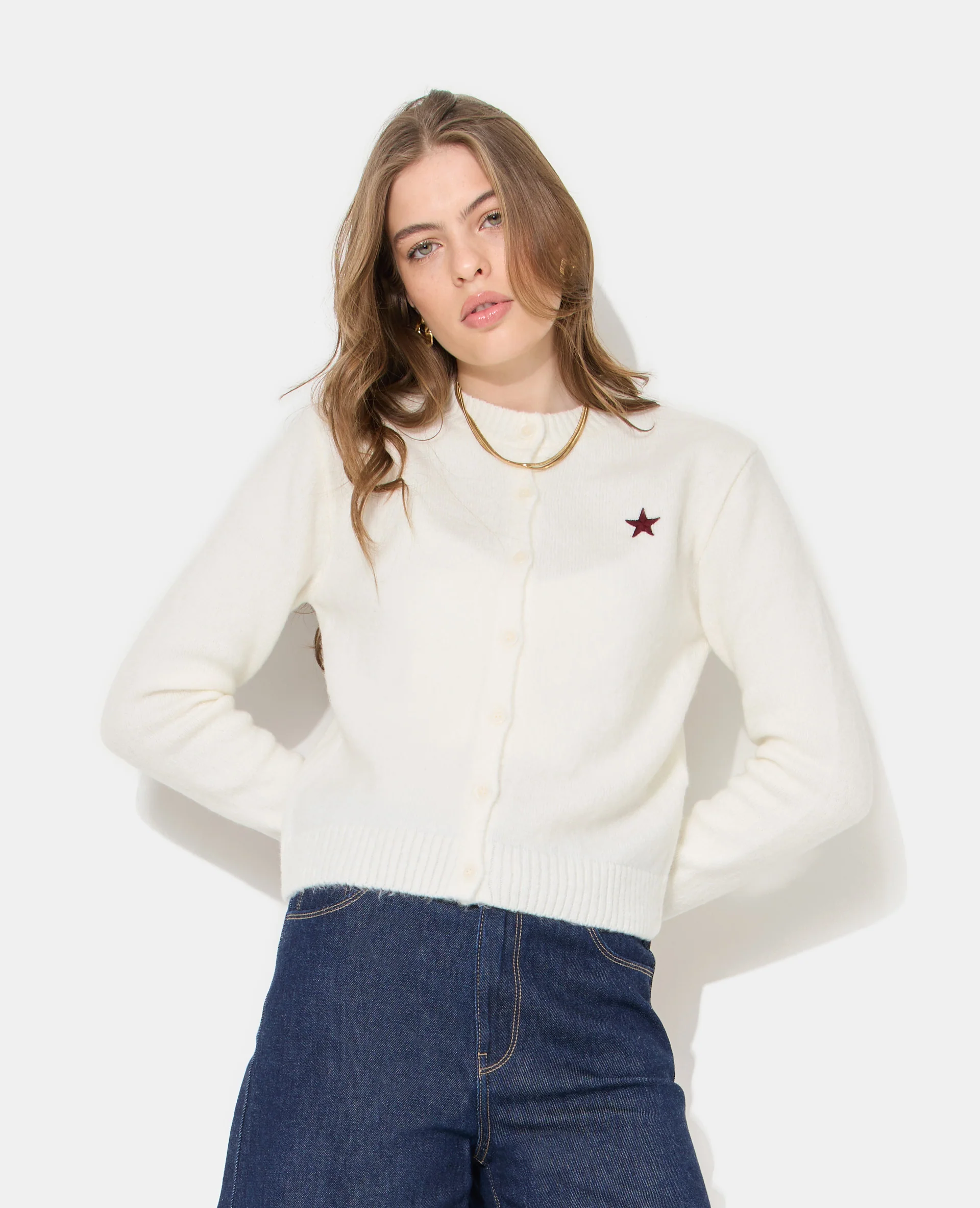 Gilet col rond avec étoile brodée