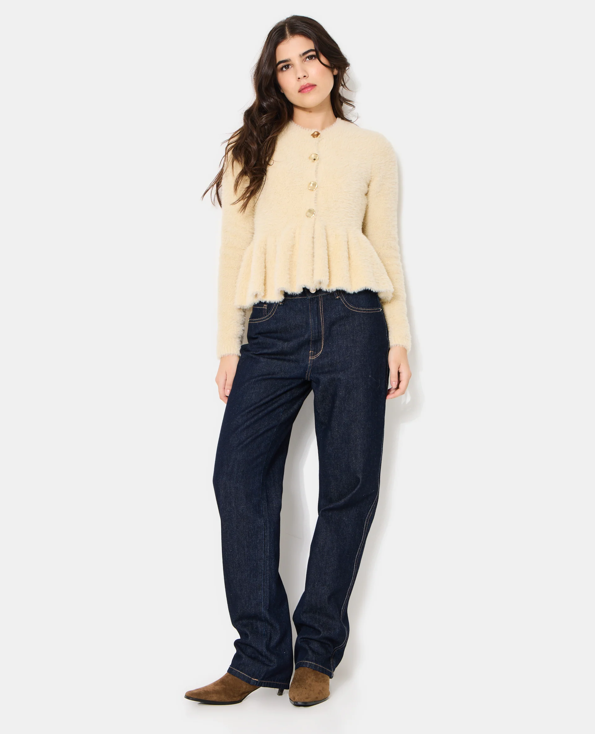 Gilet peplum en maille poilue avec boutons dorés - Image 3