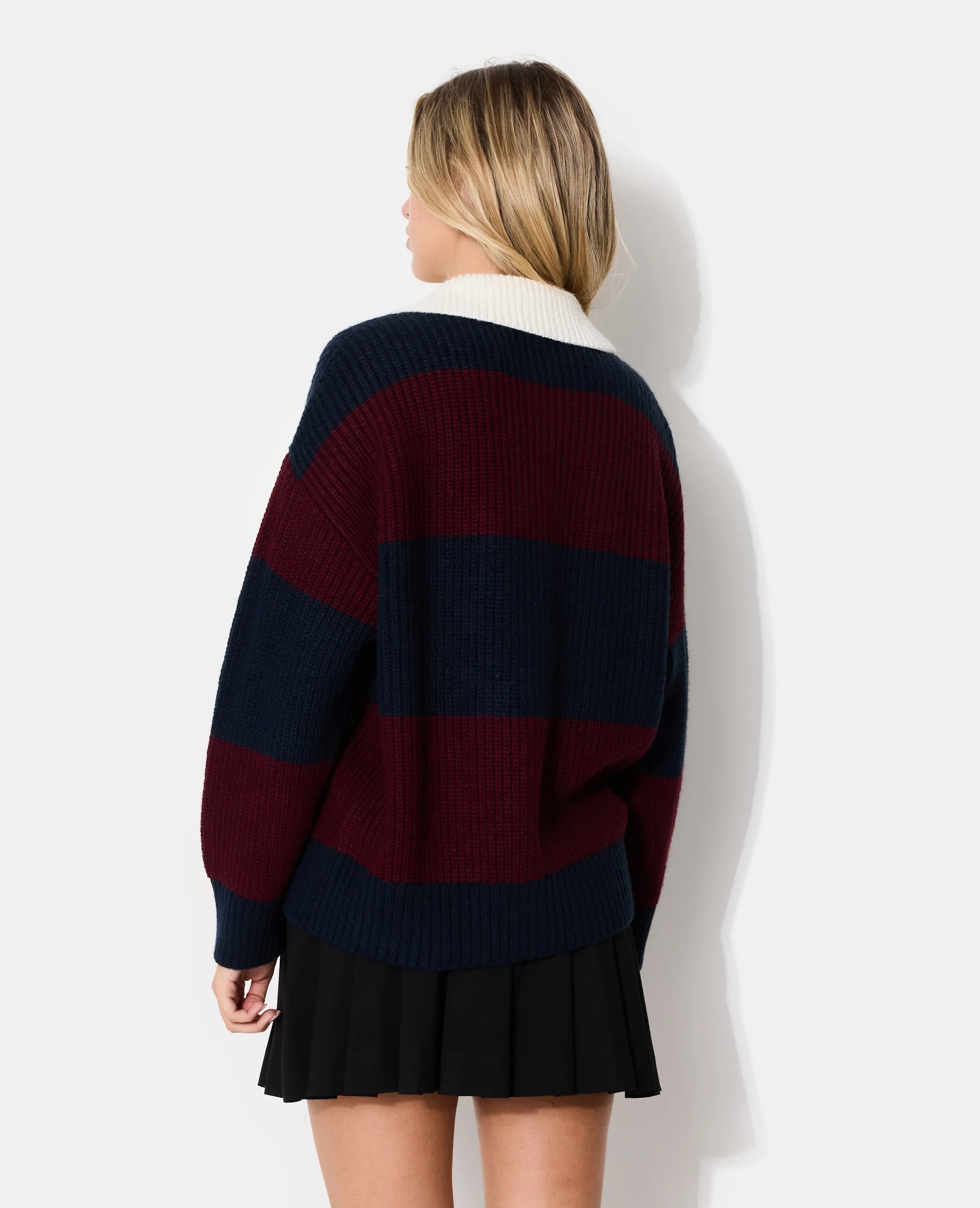 Gilet rayé avec col contrasté - Image 6