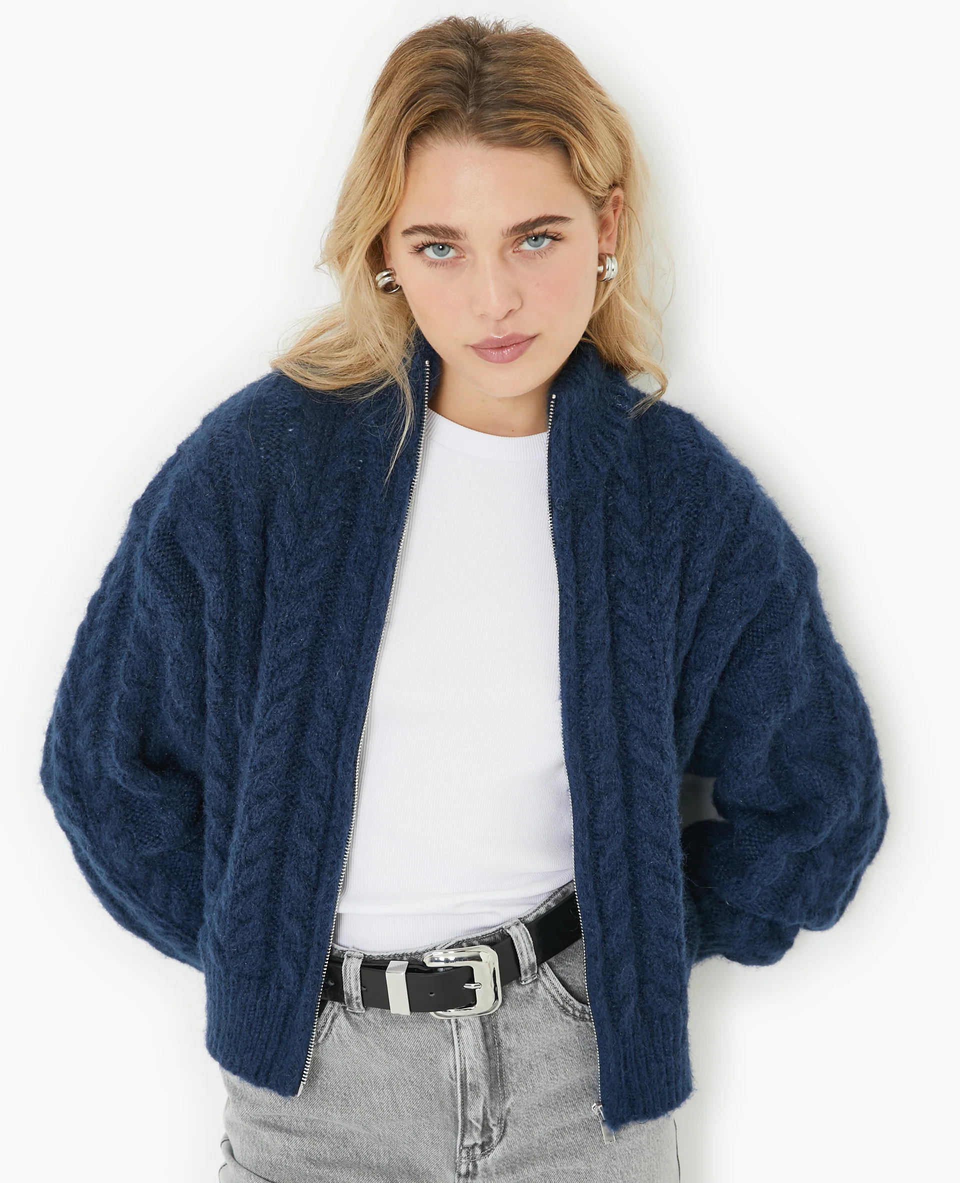 Gilet zippé en maille torsadée - Image 5