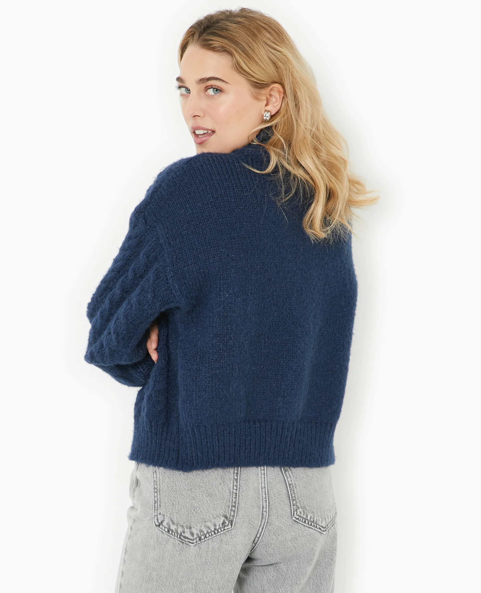 Gilet zippé en maille torsadée - Image 6