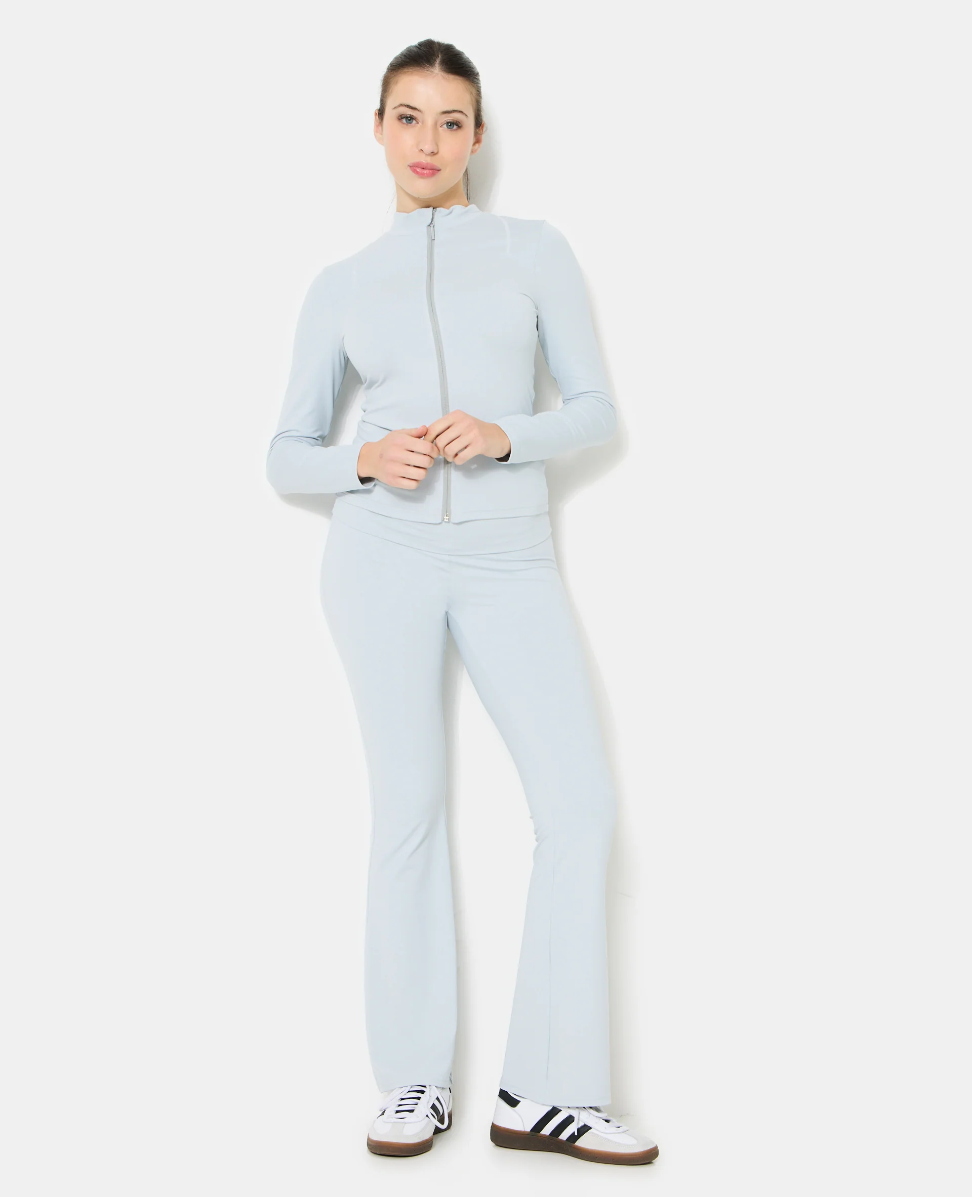 Gilet zippé en matière sculptante - Image 3
