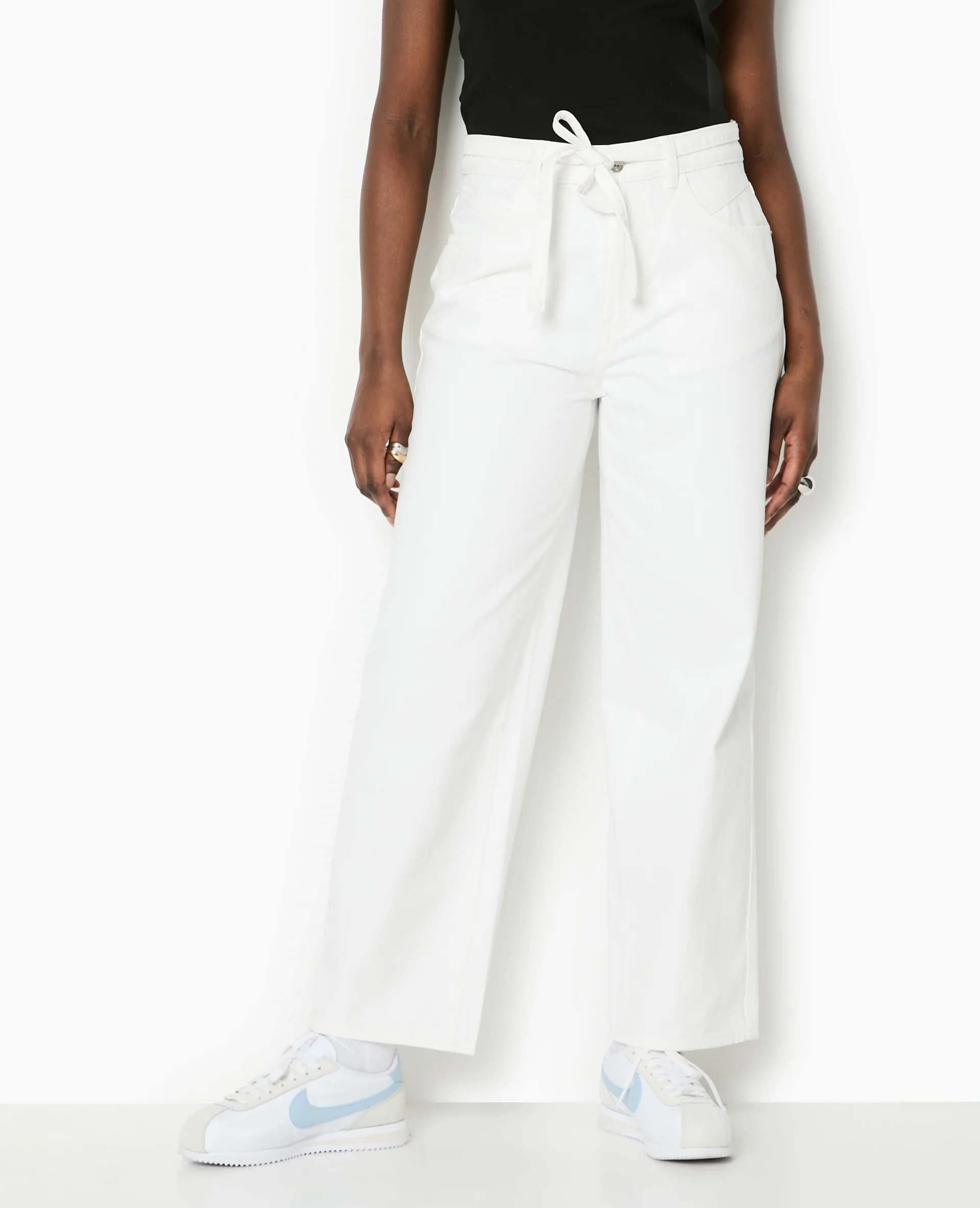 Jean baggy taille basse avec ceinture à nouer - Image 5