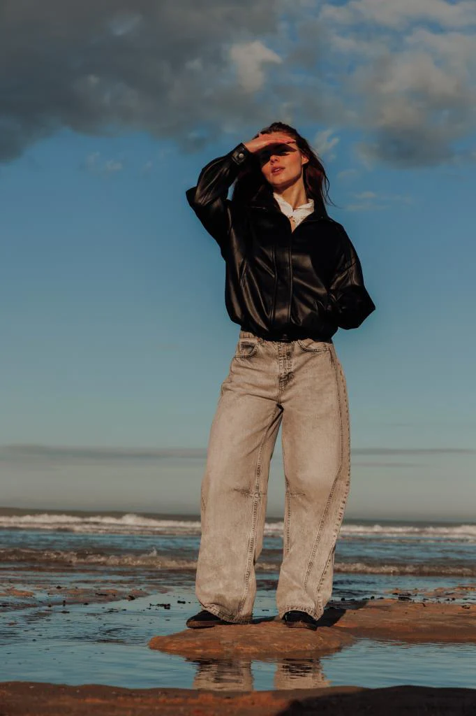 Jean barrel avec coutures taille medium