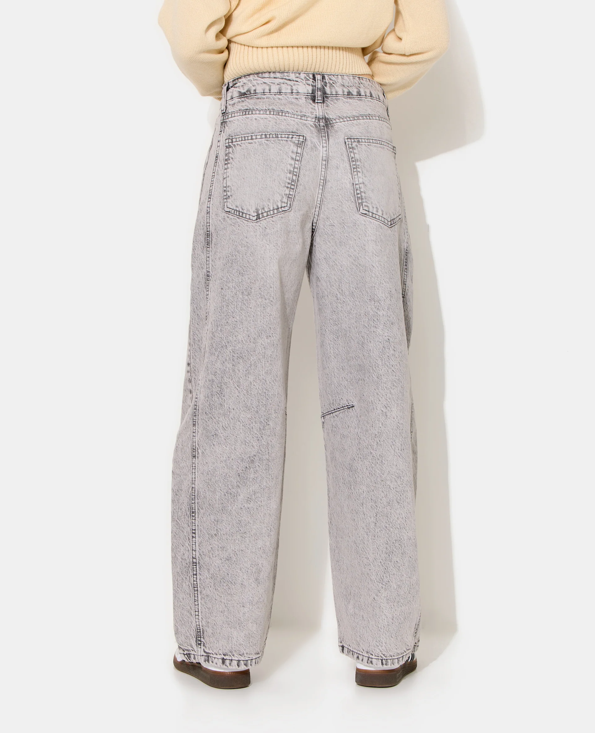 Jean barrel avec coutures taille medium - Image 6