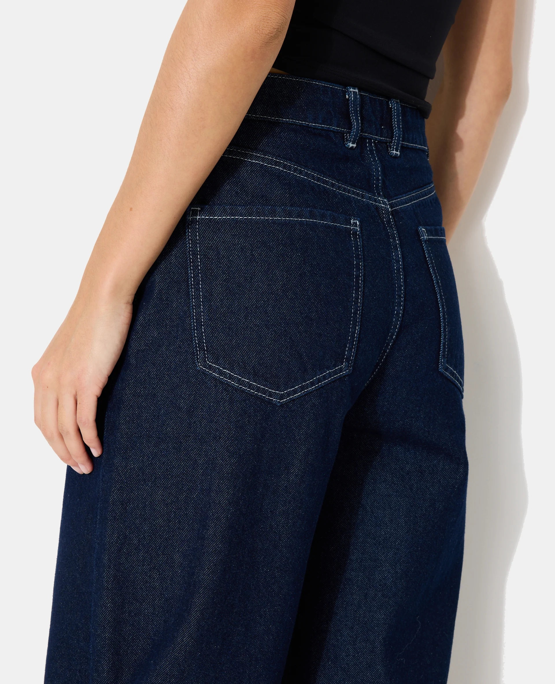 Jean barrel taille haute - Image 7