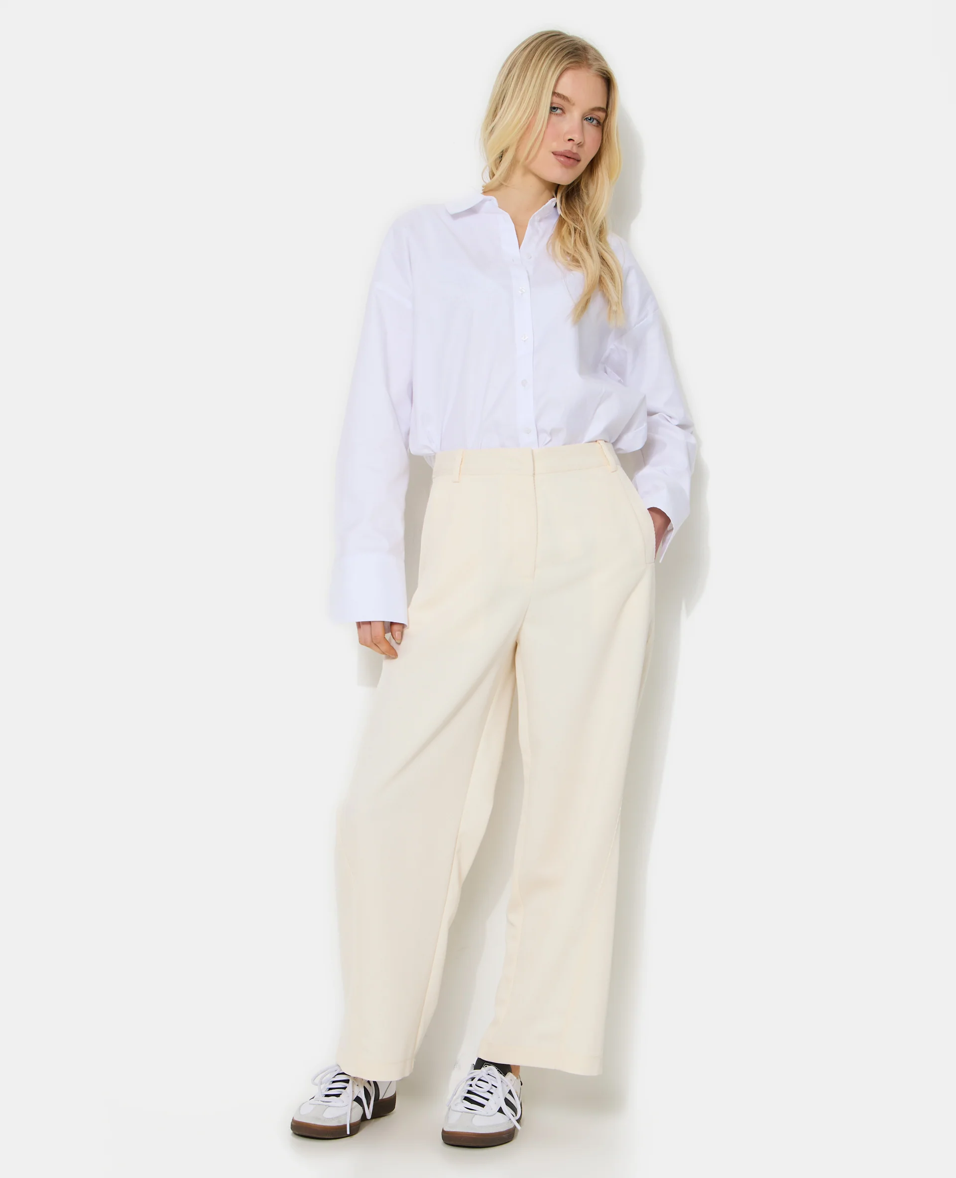 Pantalon barrel en tissu texturé