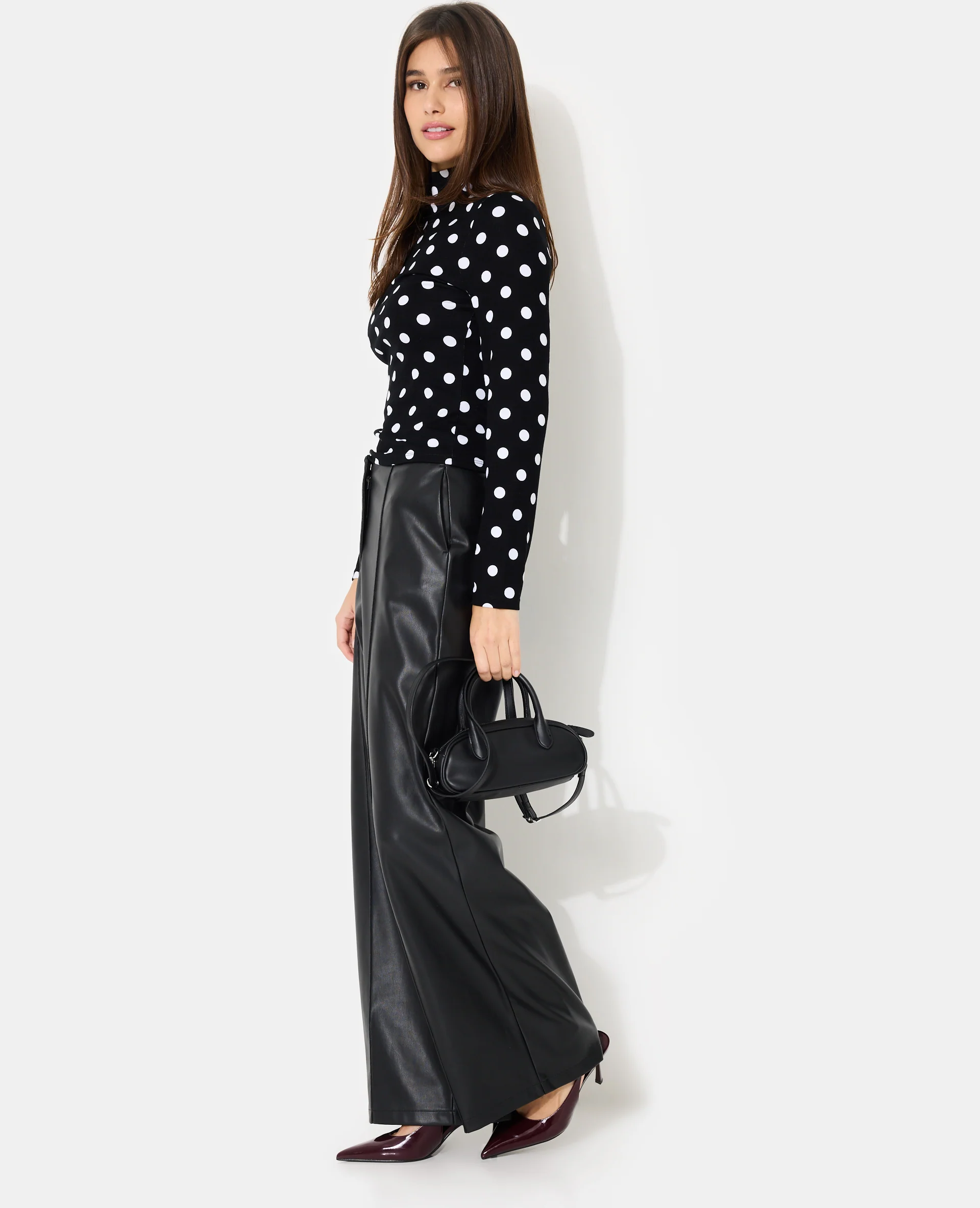 Pantalon droit en simili avec sur piqûres - Image 3