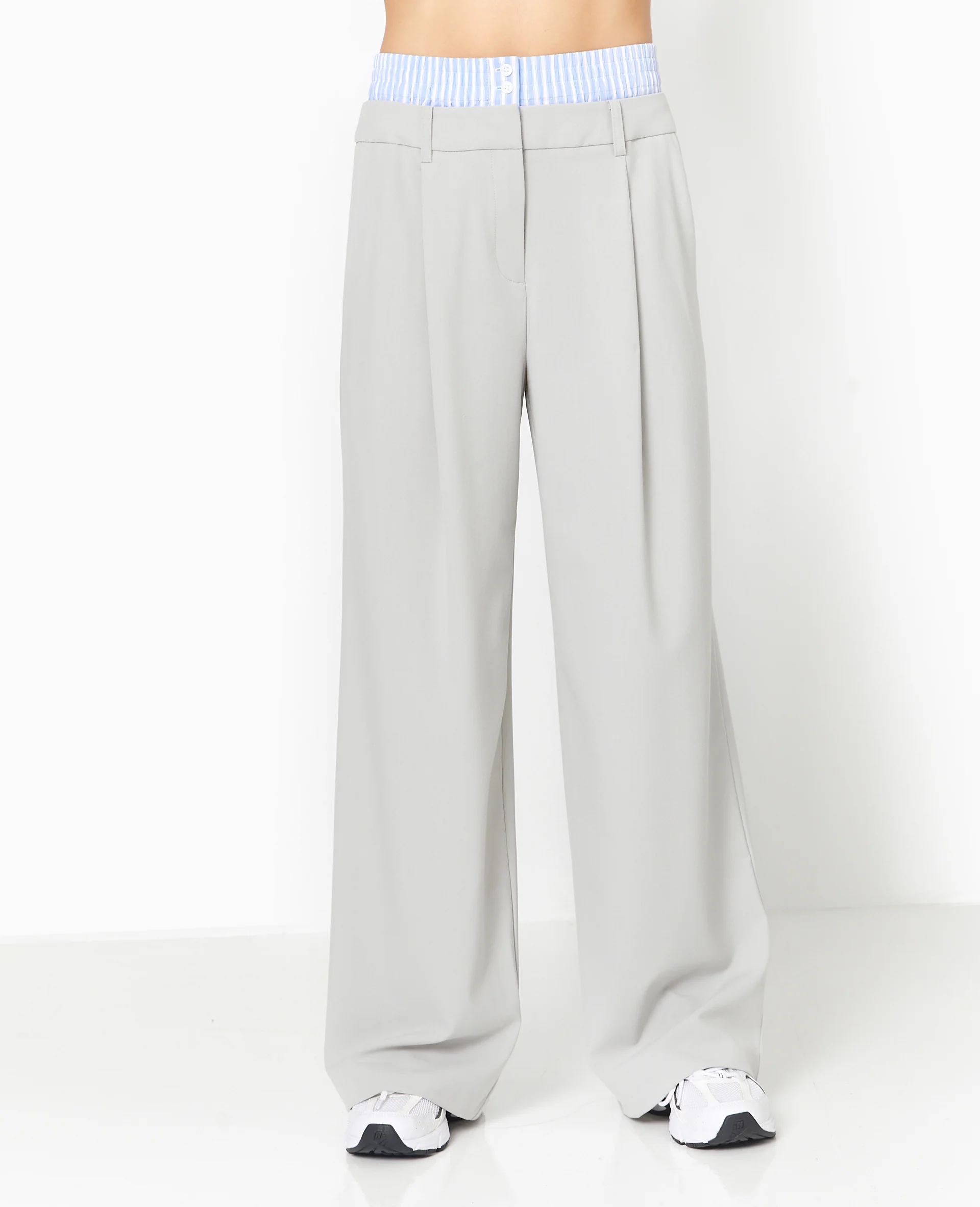 Pantalon large avec effet caleçon apparent - Image 4