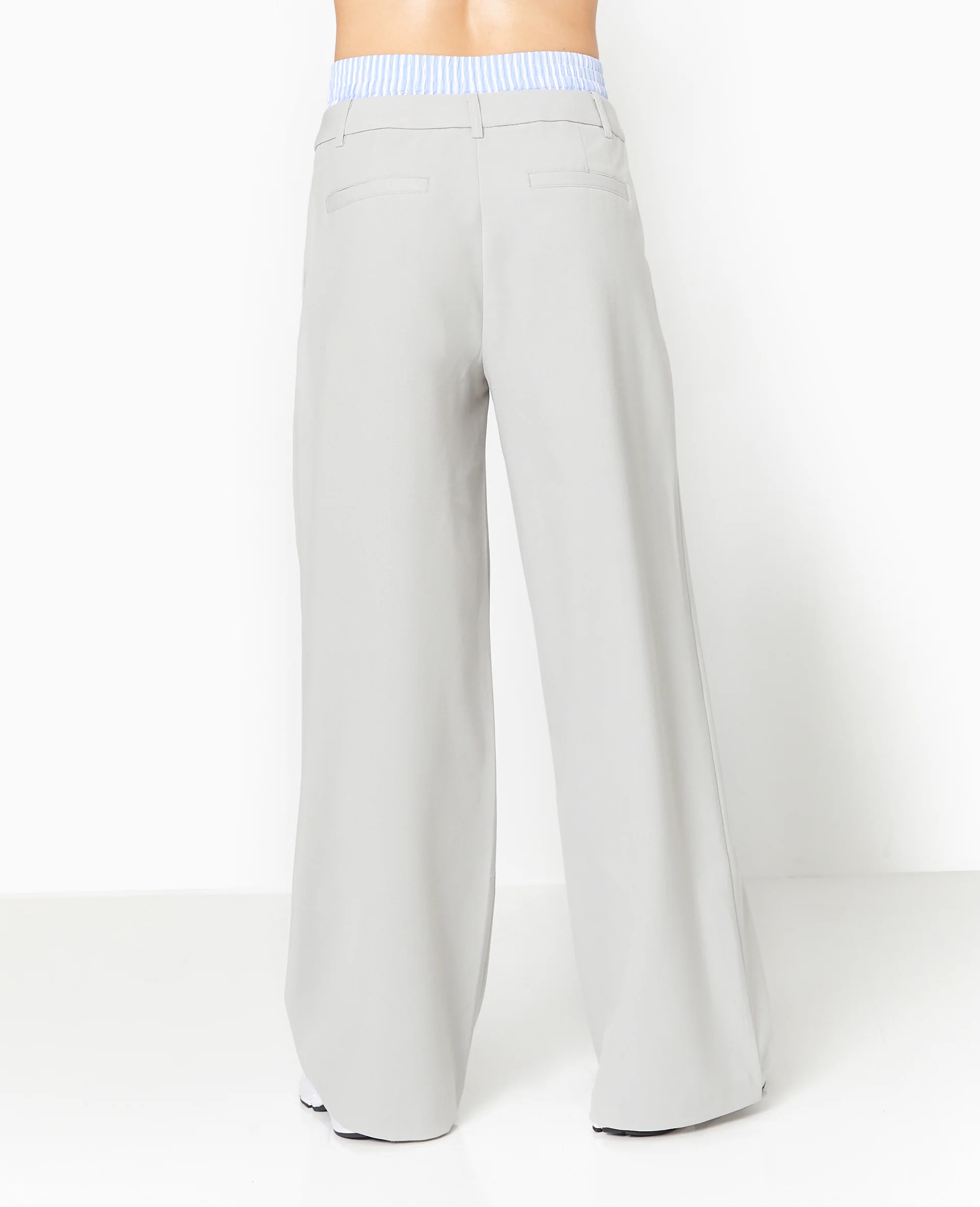 Pantalon large avec effet caleçon apparent - Image 5