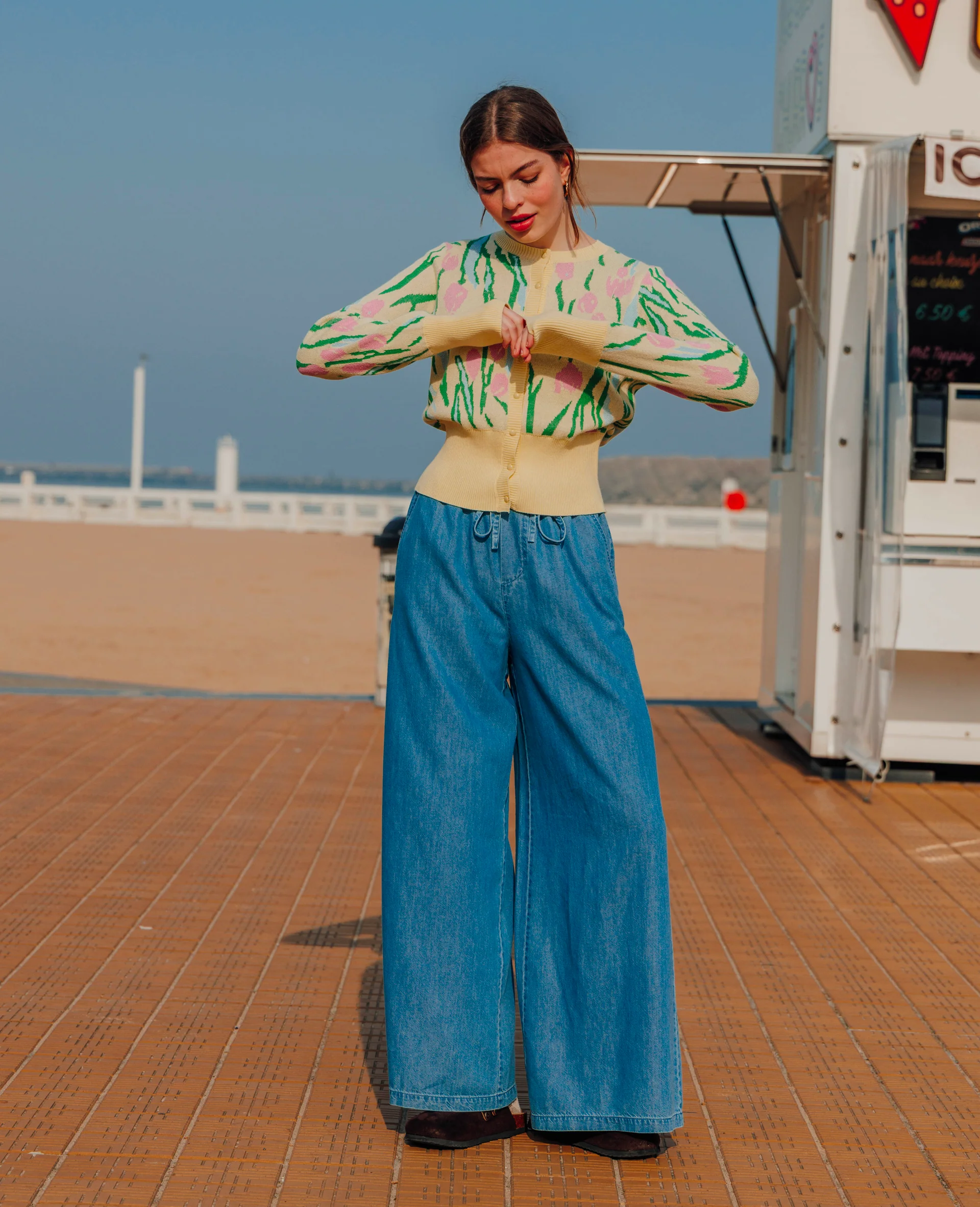 Pantalon large ceinture élastiquée effet jean