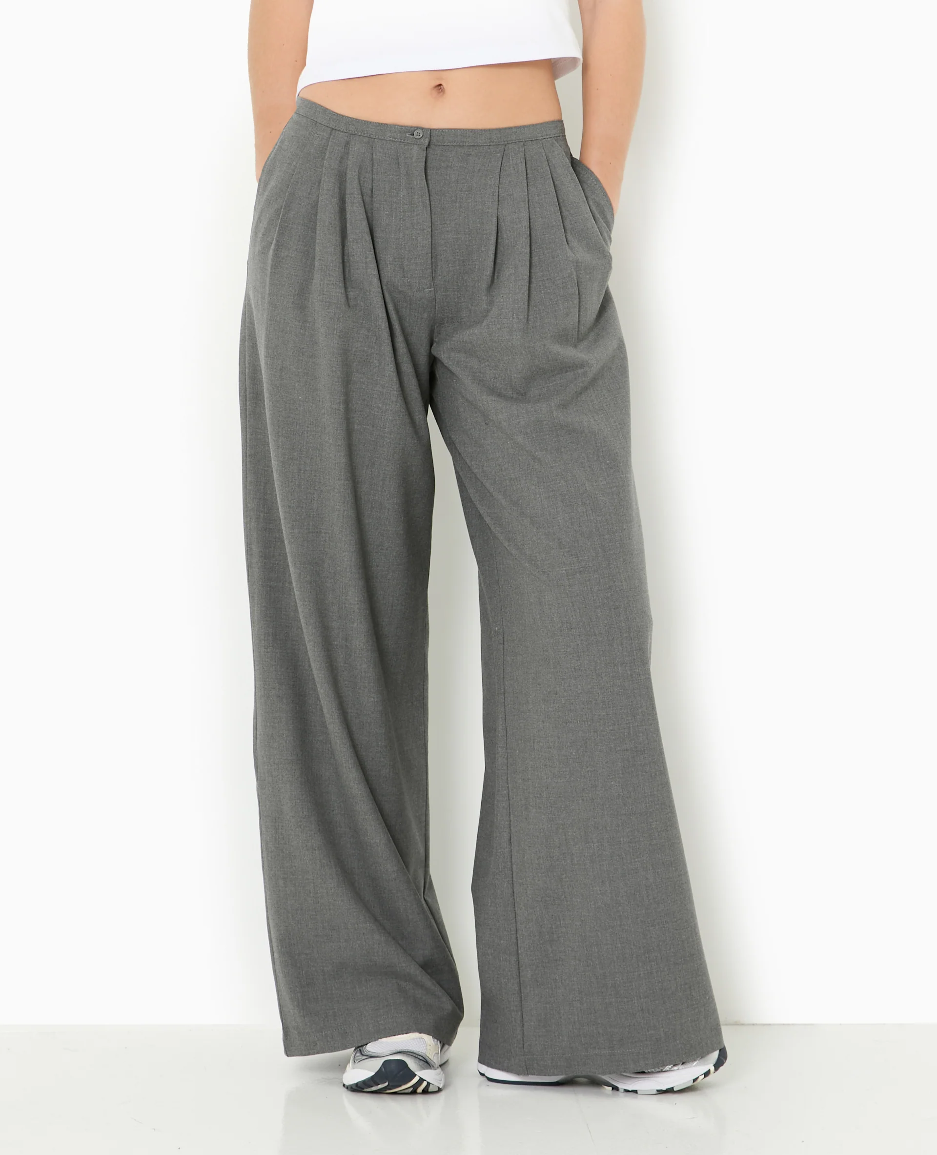 Pantalon large et droit avec pinces - Image 5