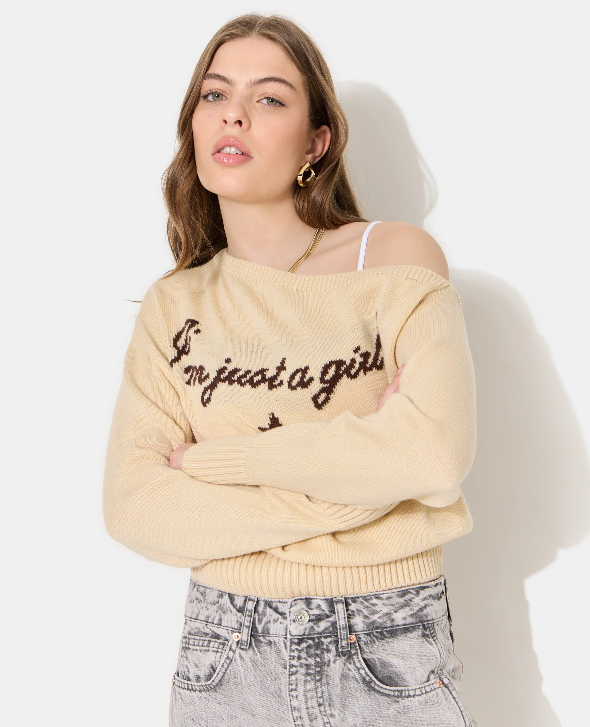 Pull asymétrique avec écriture poitrine - Image 5
