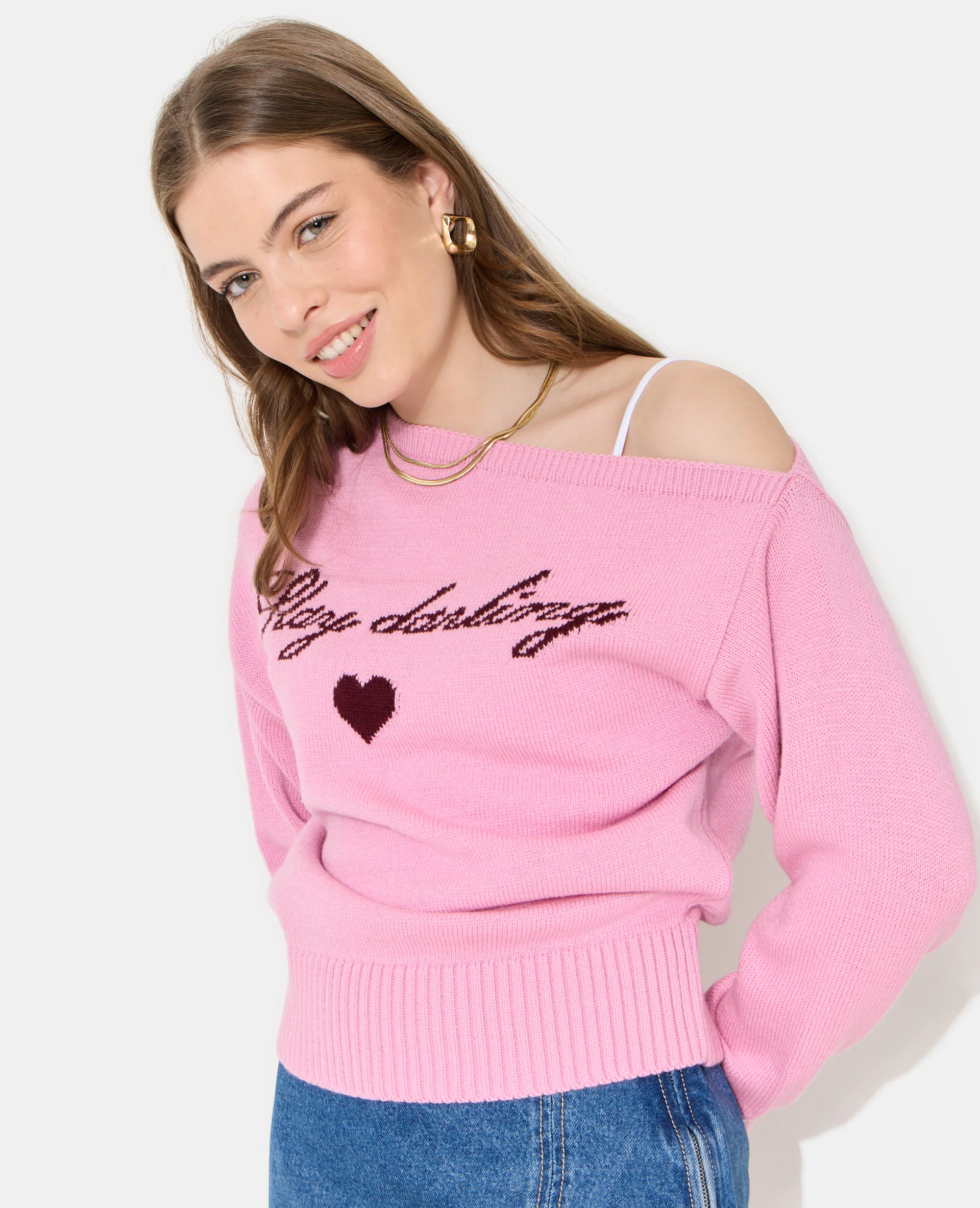Pull asymétrique avec écriture poitrine - Image 5