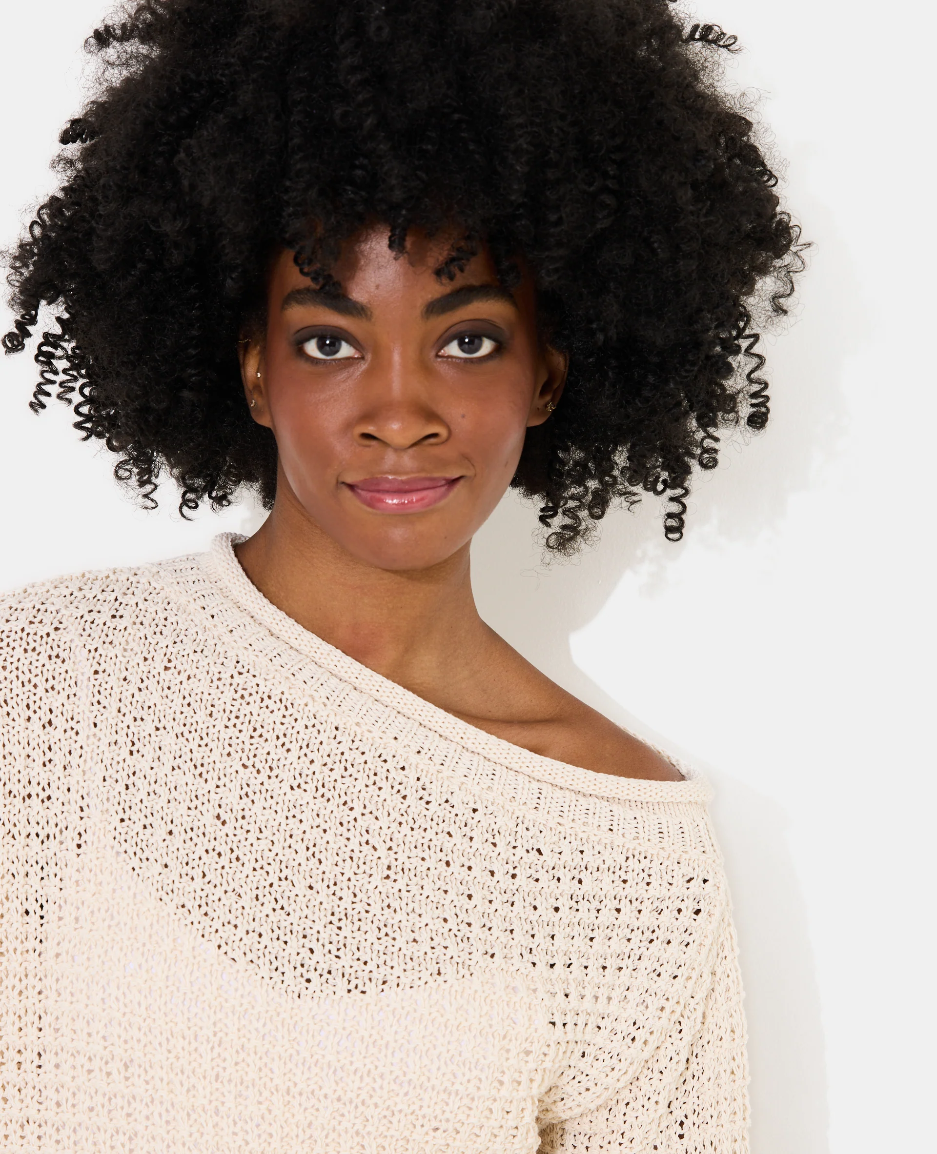 Pull asymétrique en maille ajourée - Image 2