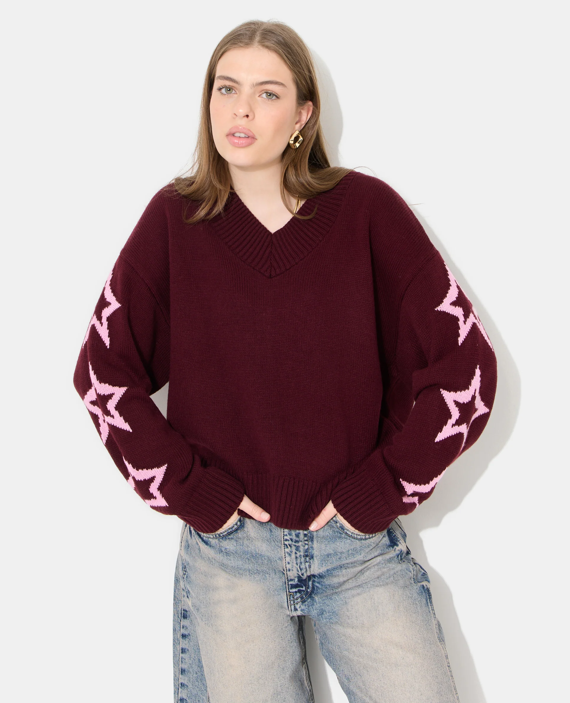 Pull col V avec étoiles