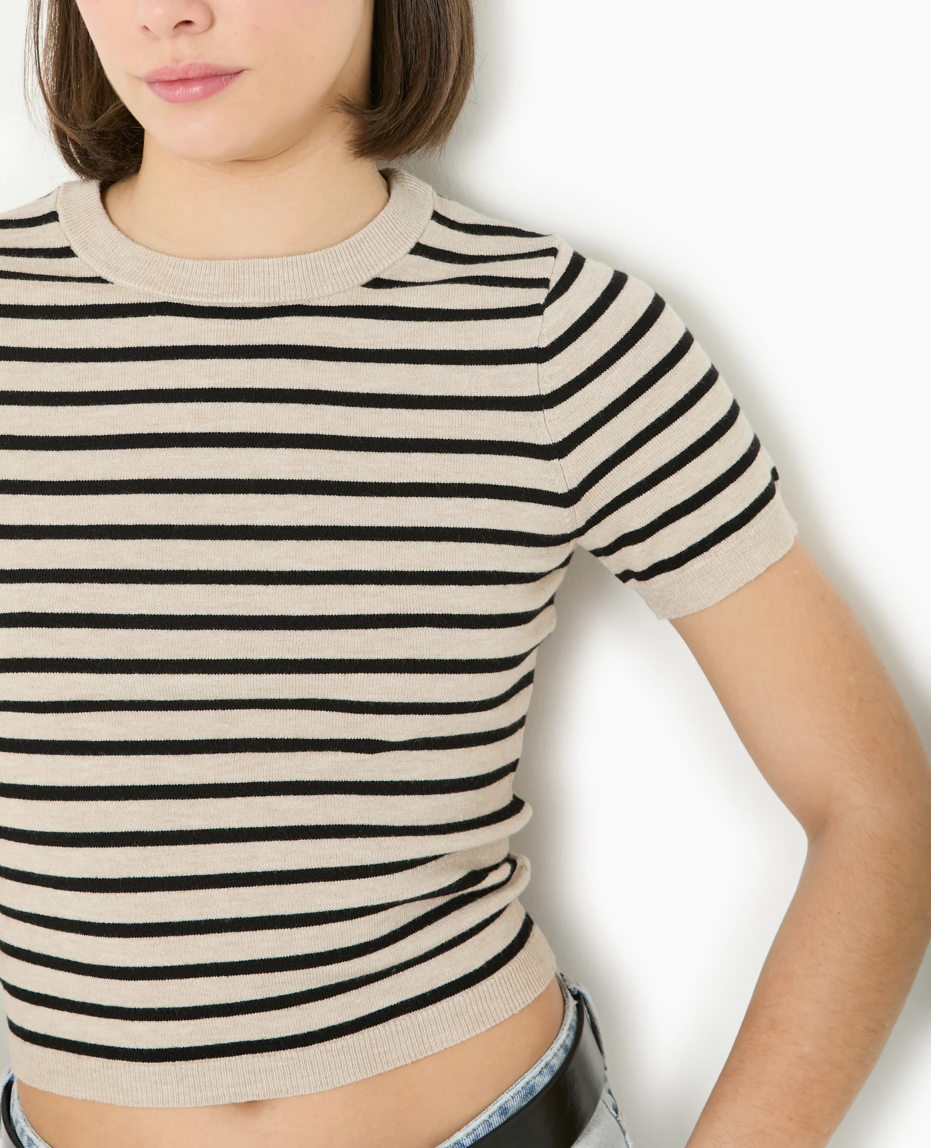Pull manches courtes en maille fine - Image 3