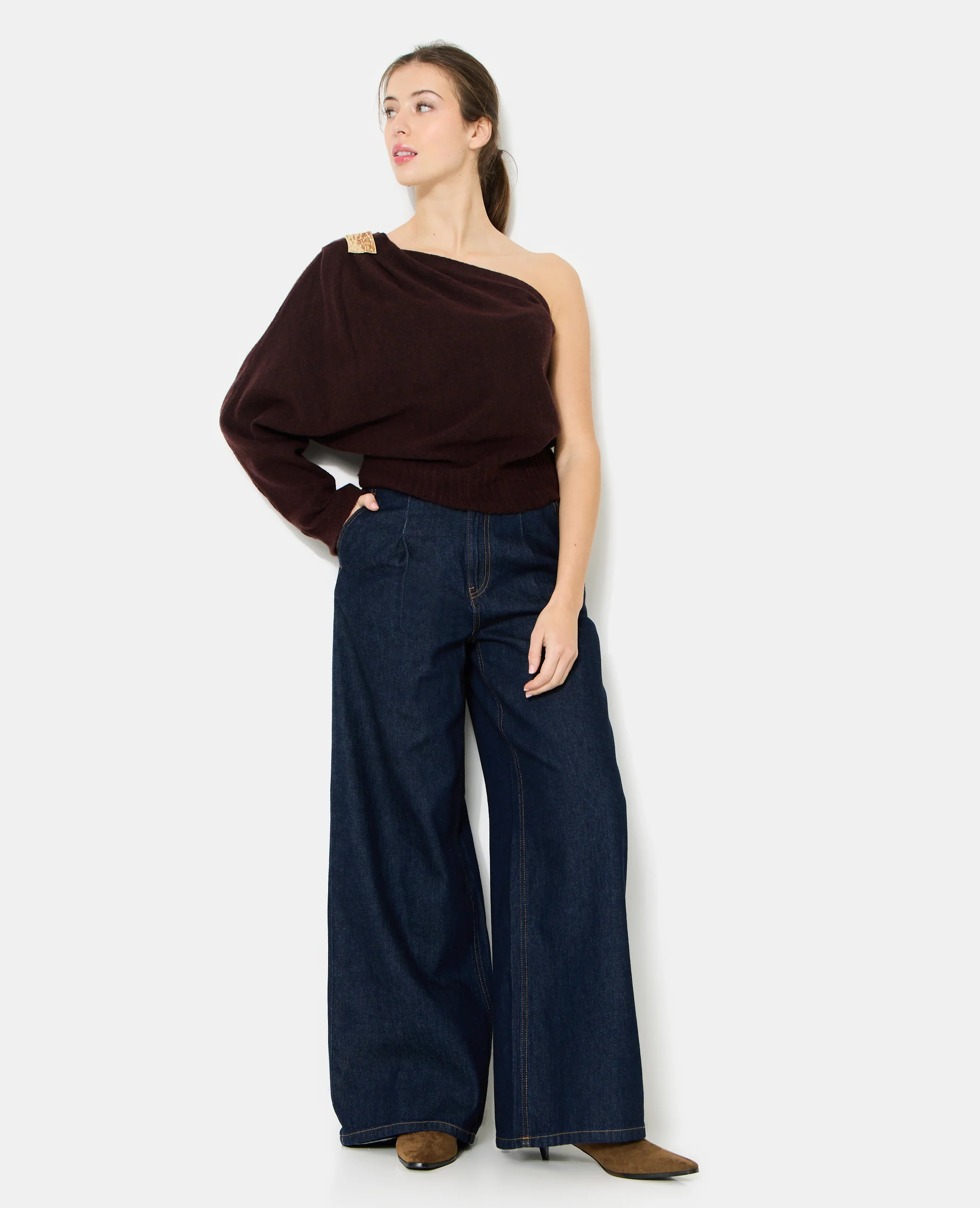 Pull one shoulder avec détail bijou - Image 3