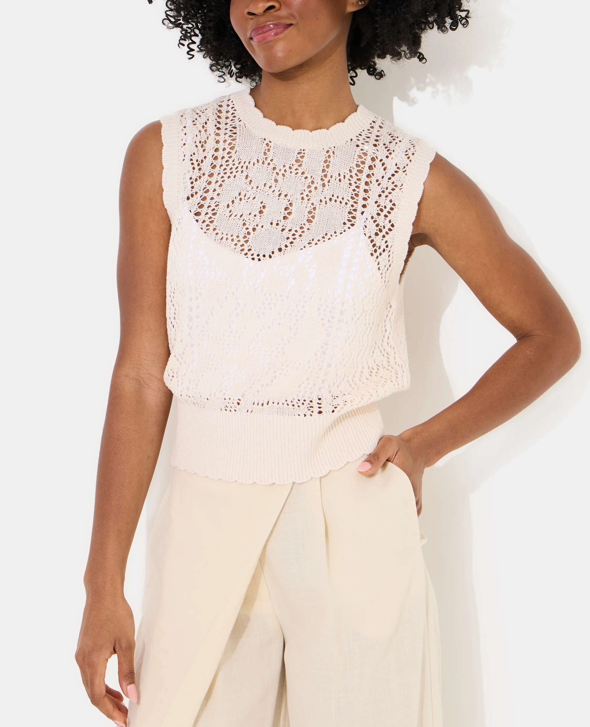 Pull sans manches en maille ajourée - Image 6