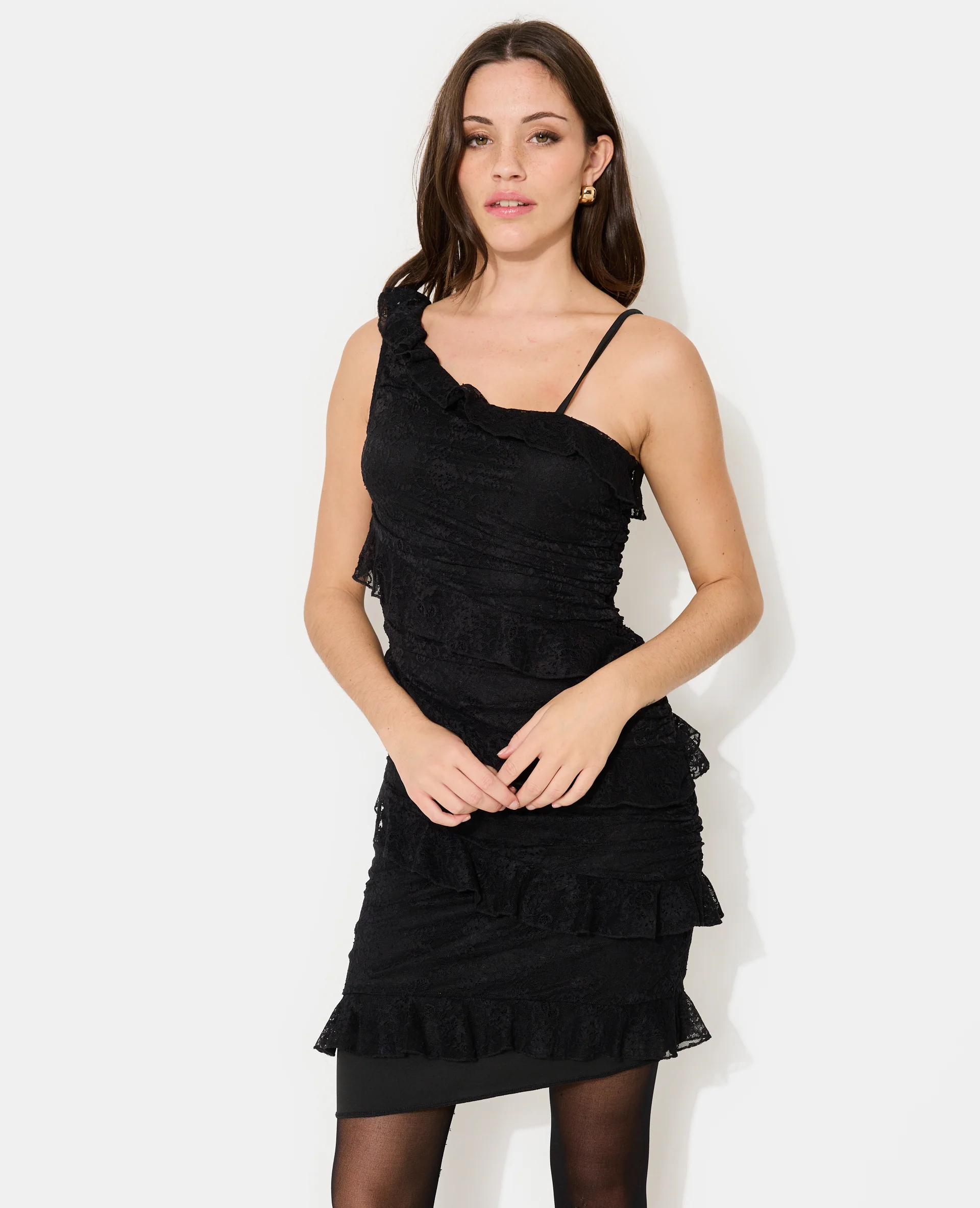 Robe courte asymétrique en dentelle et volants - Image 5