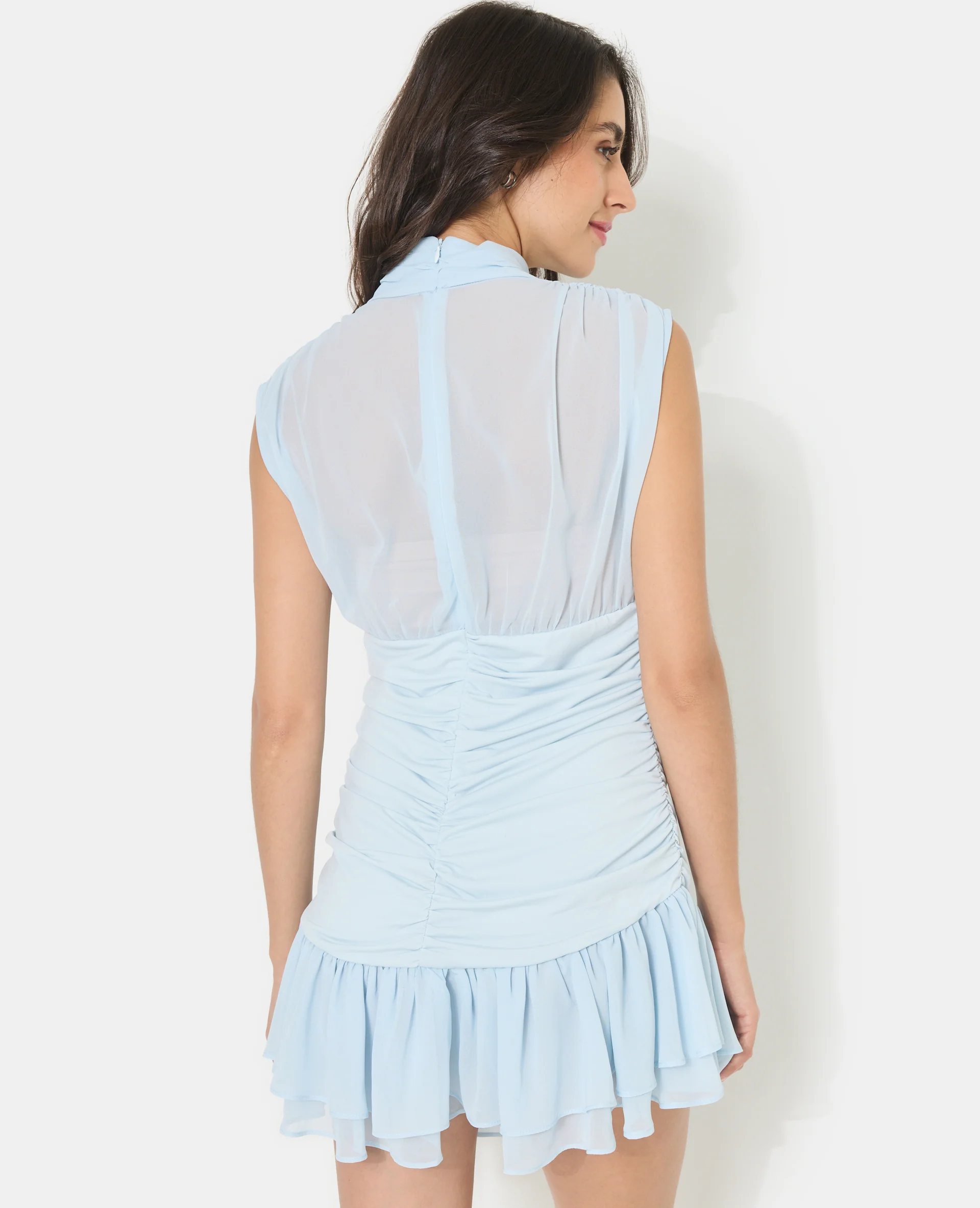Robe courte avec fronces et volants - Image 6
