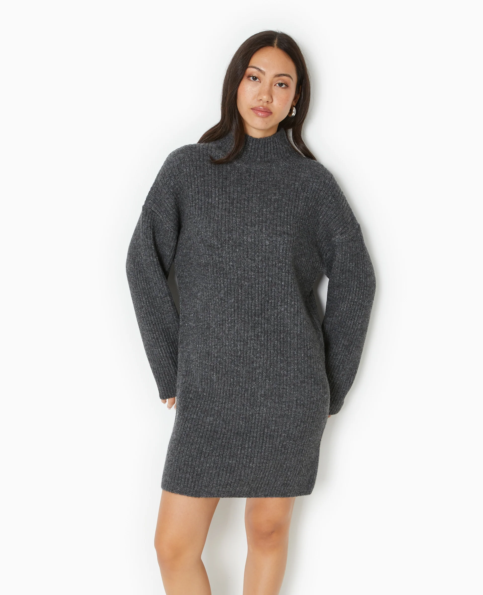 Robe courte en maille côtelée - Image 2