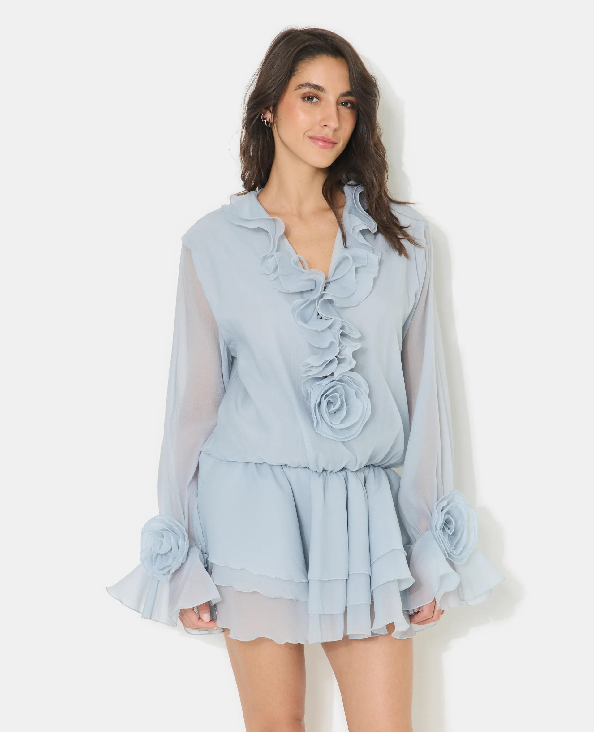 Robe courte en voile avec volants et fleurs - Image 5