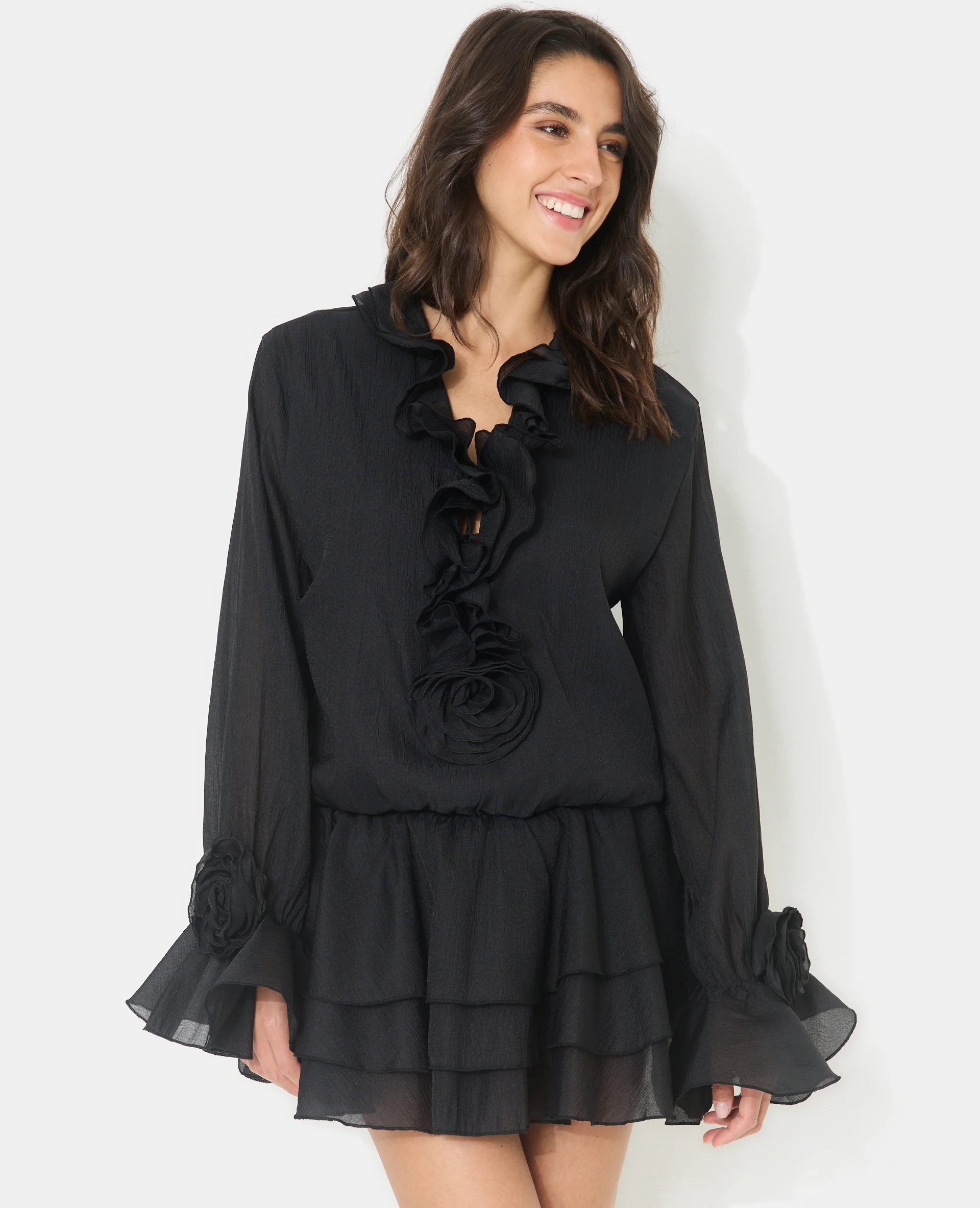 Robe courte en voile avec volants et fleurs - Image 3