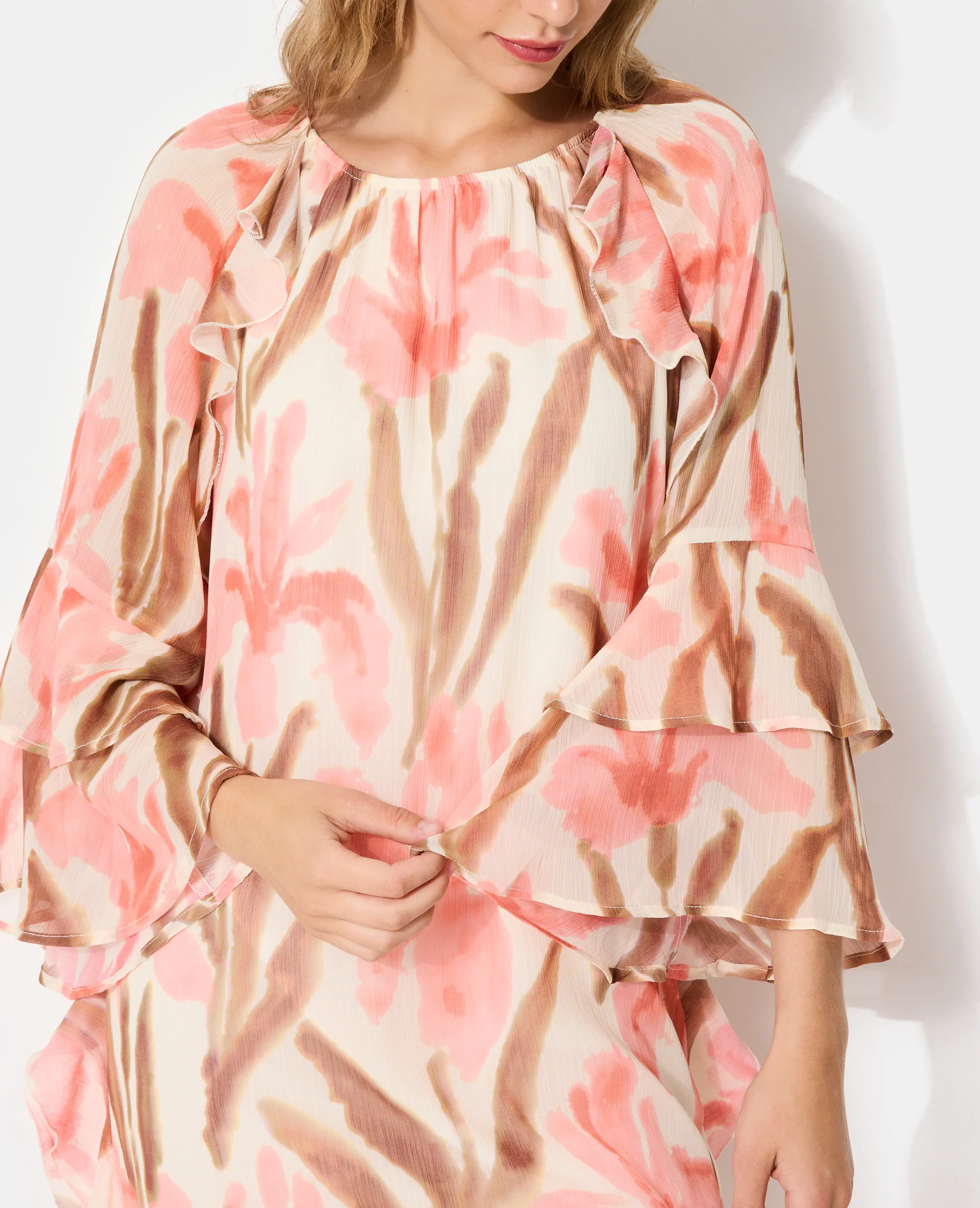 Robe courte en voile avec volants et motifs fleurs - Image 2