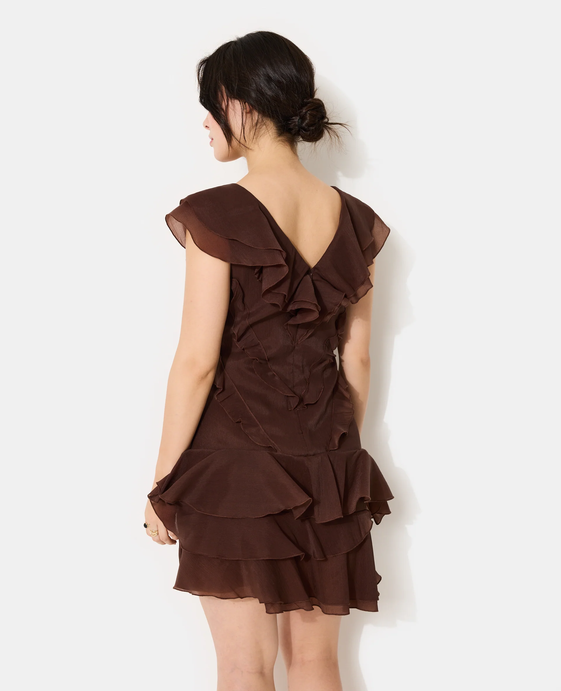 Robe courte sans manches avec volants - Image 6
