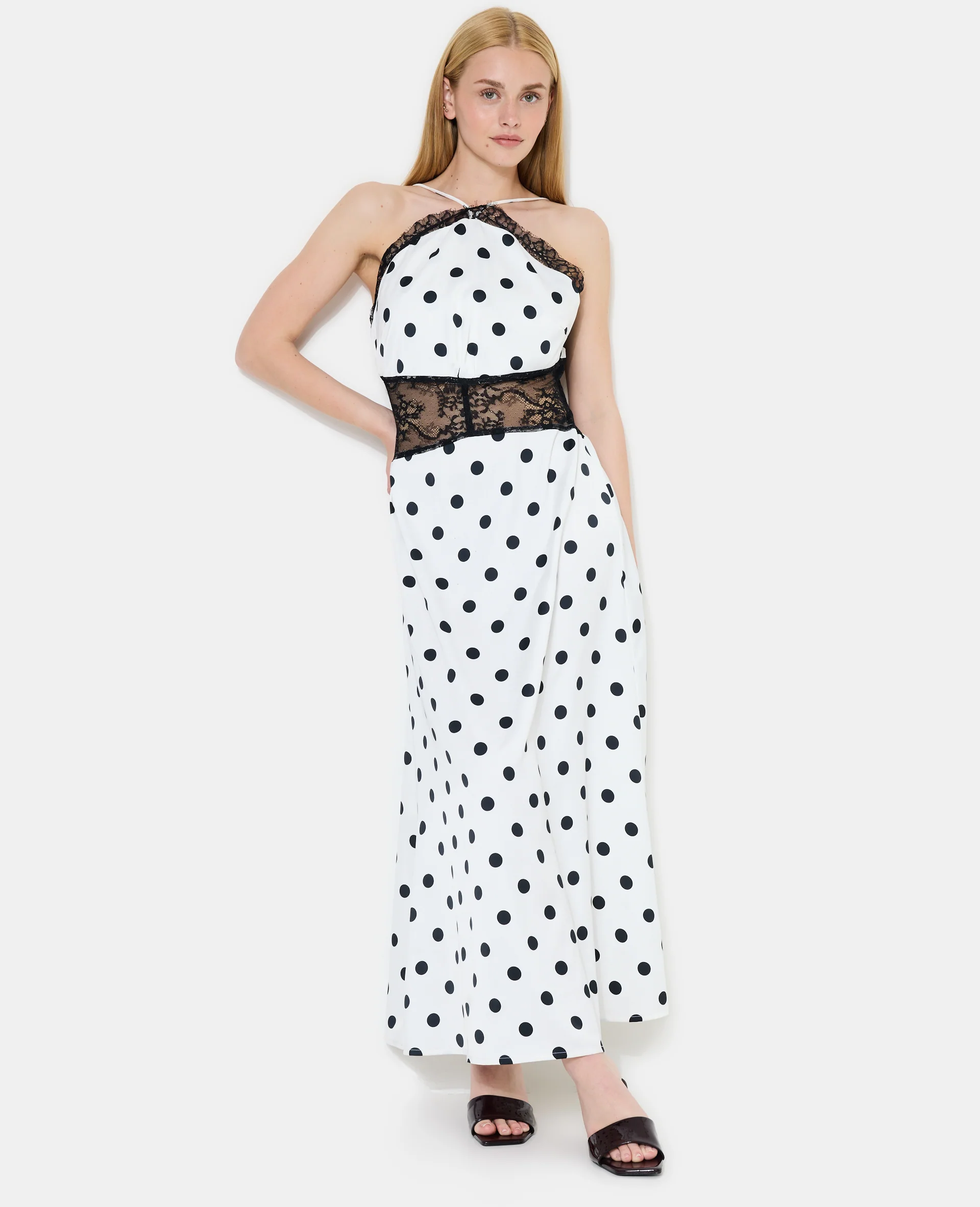 Robe longue à pois avec empiècements dentelle - Image 3