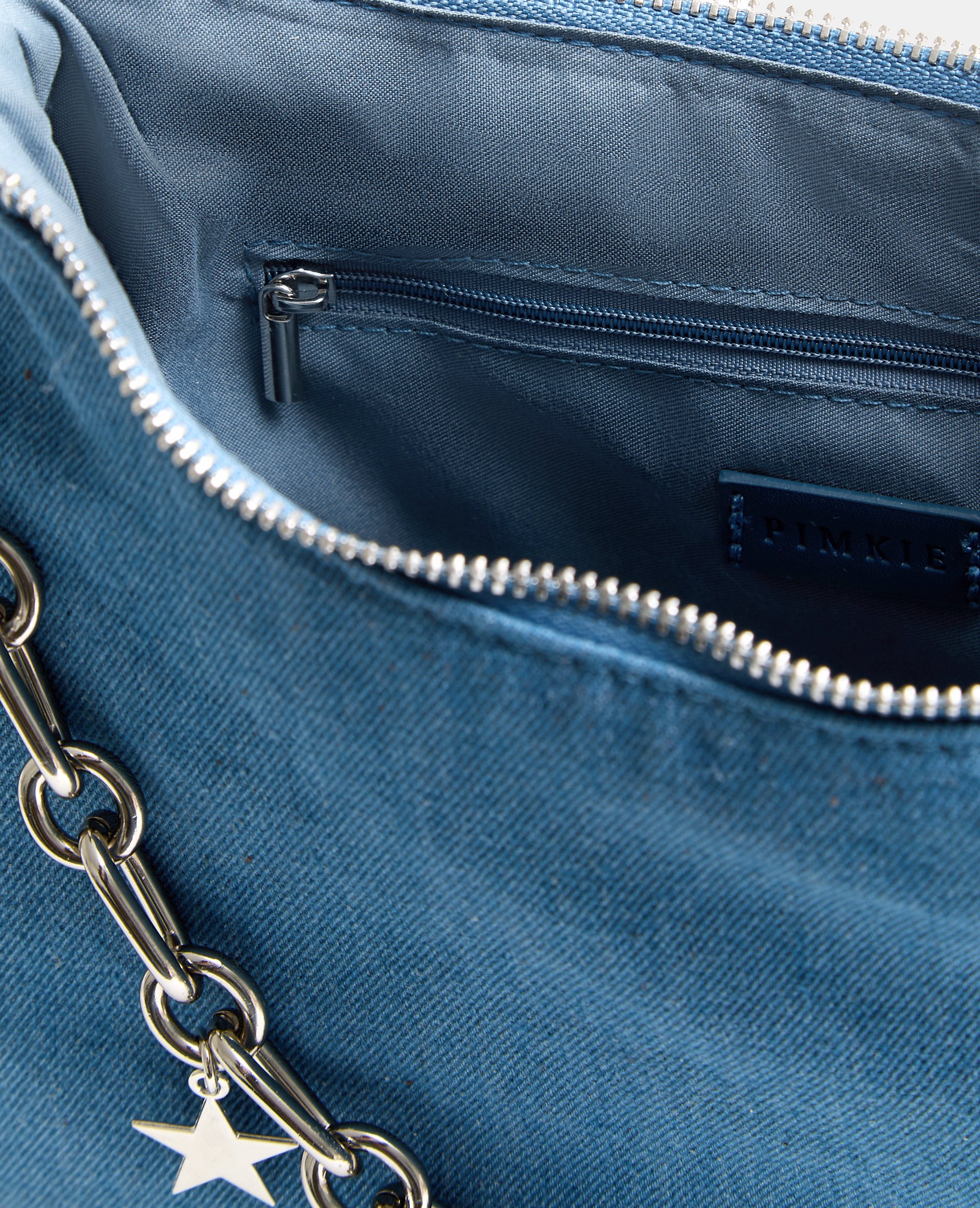 Sac en denim avec bandoulière et chaîne - Image 4