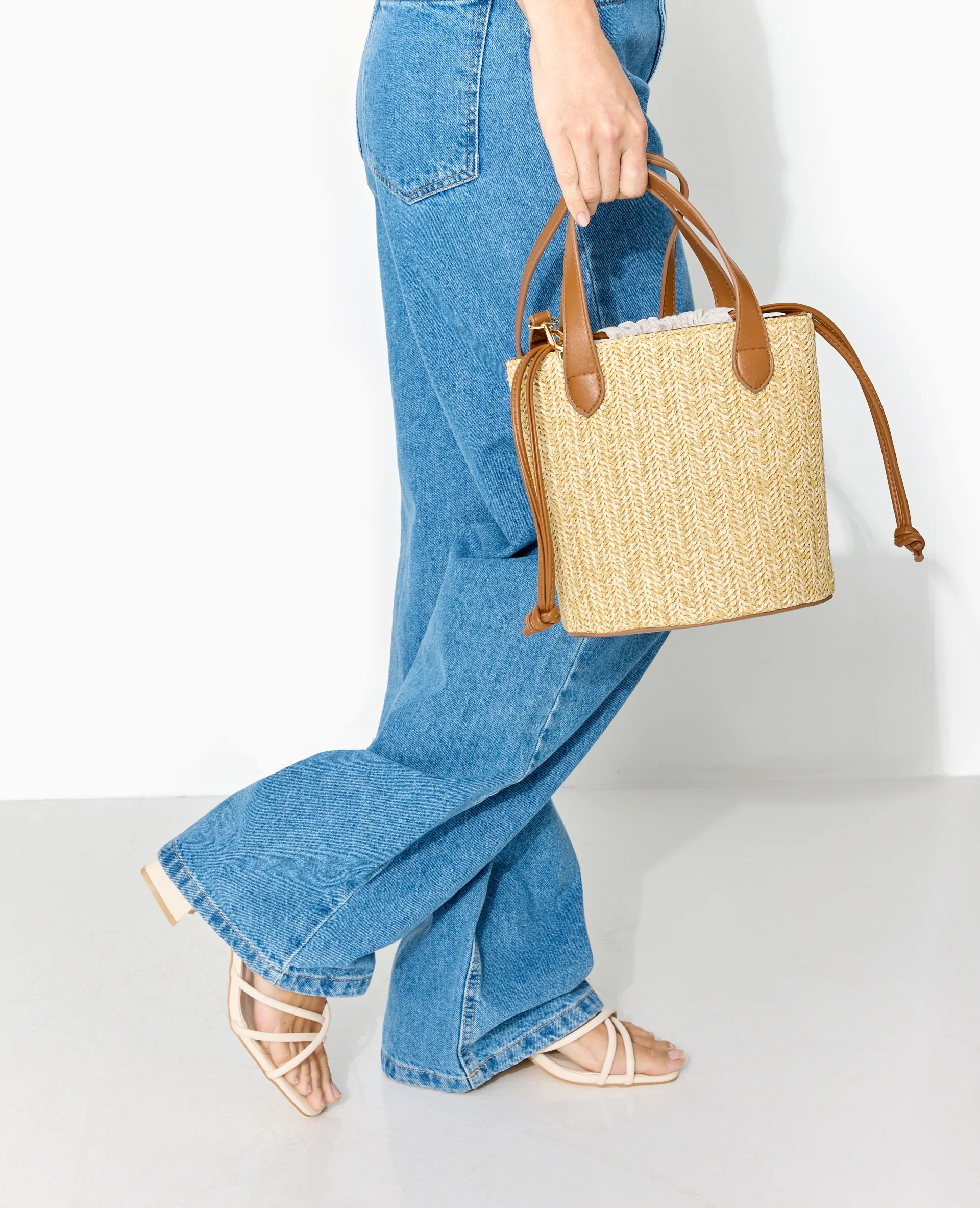 Sac seau en raphia - Image 6