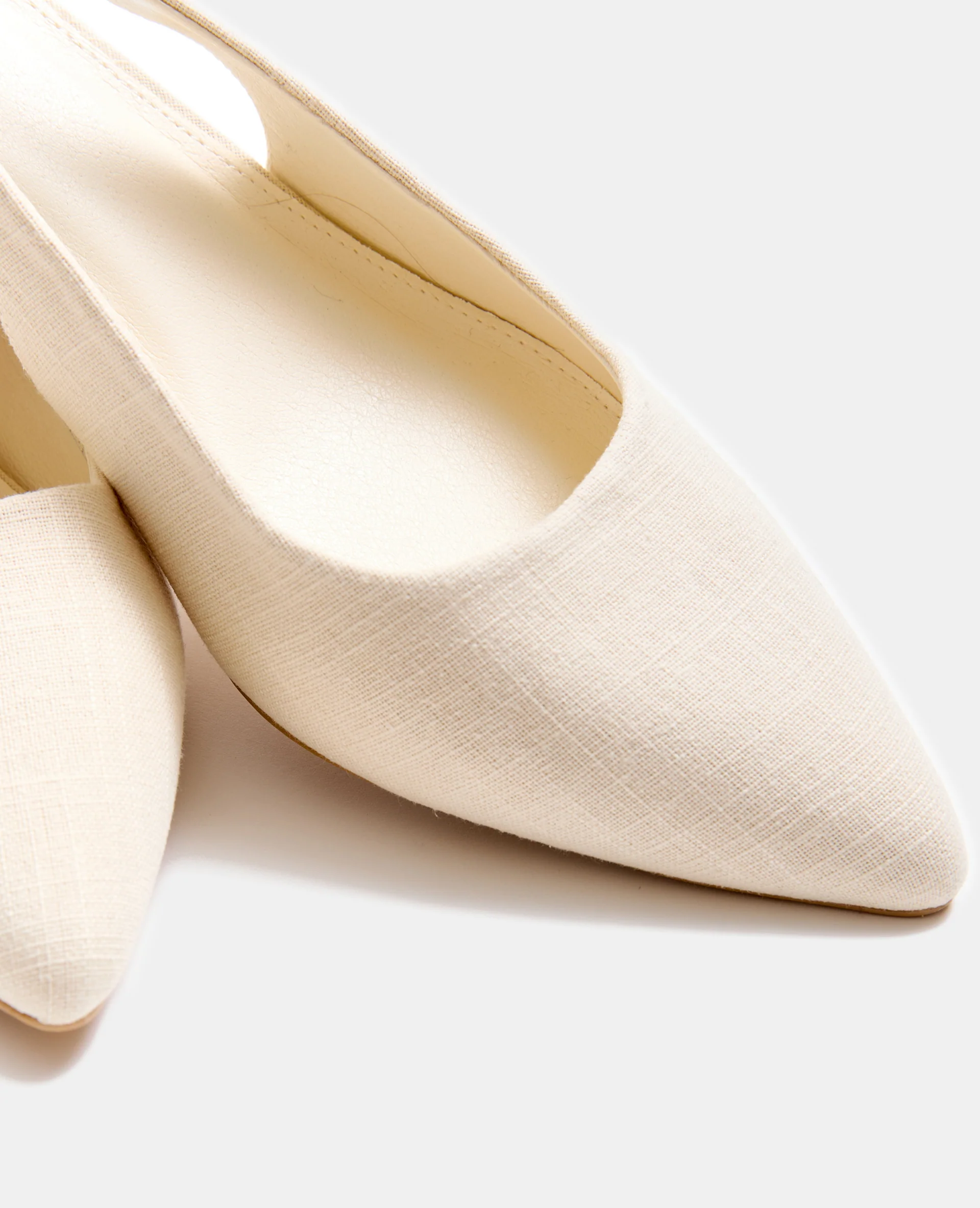 Sandales tissu avec bouts pointus et talons bloc - Image 3