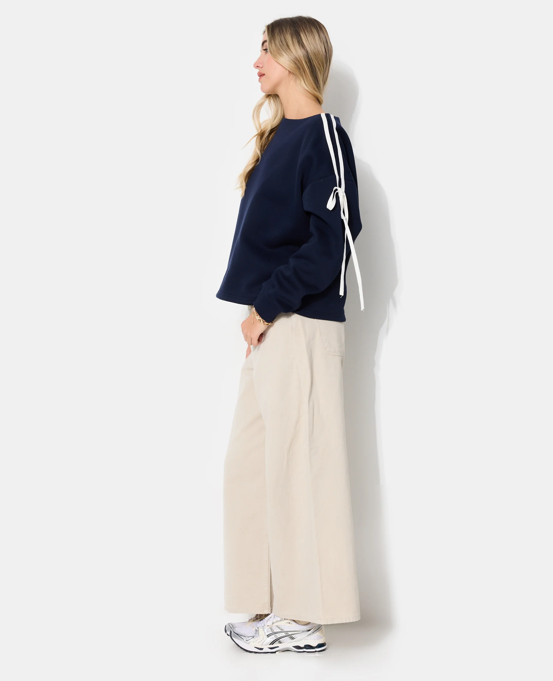 Sweat ample avec détail nœuds sur les manches - Image 3