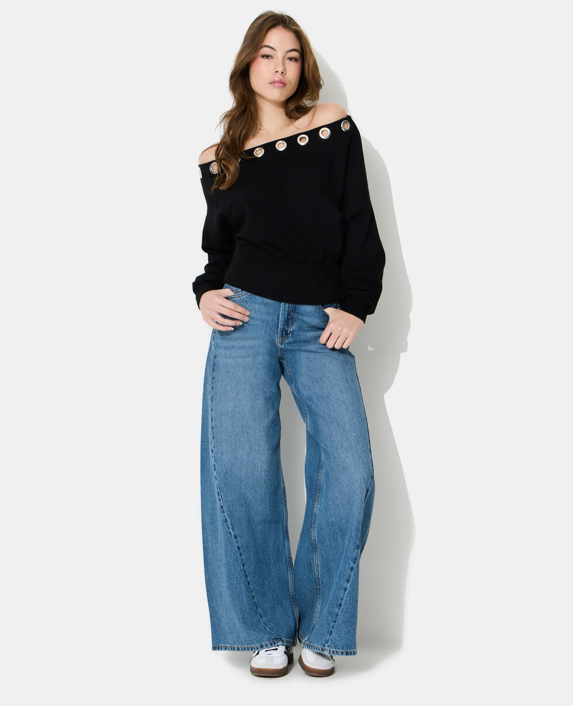 Sweat asymétrique avec œillets - Image 3
