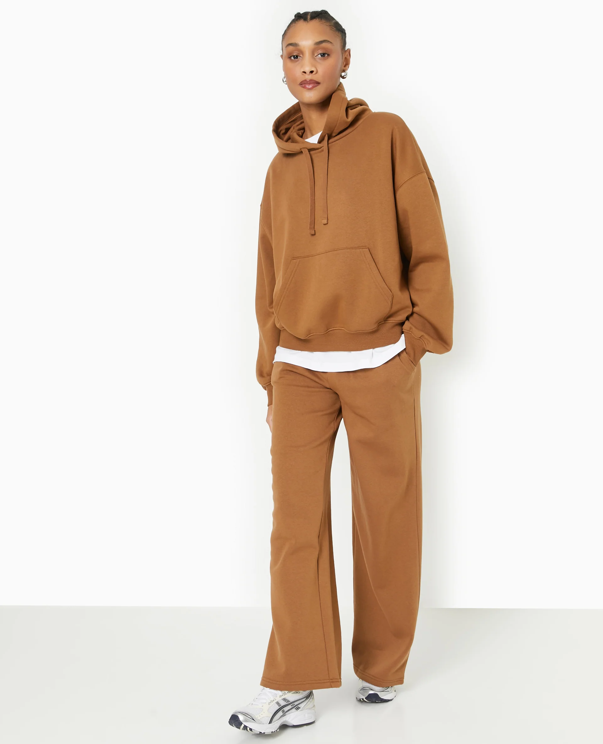 Sweat capuche avec poche devant - Image 9