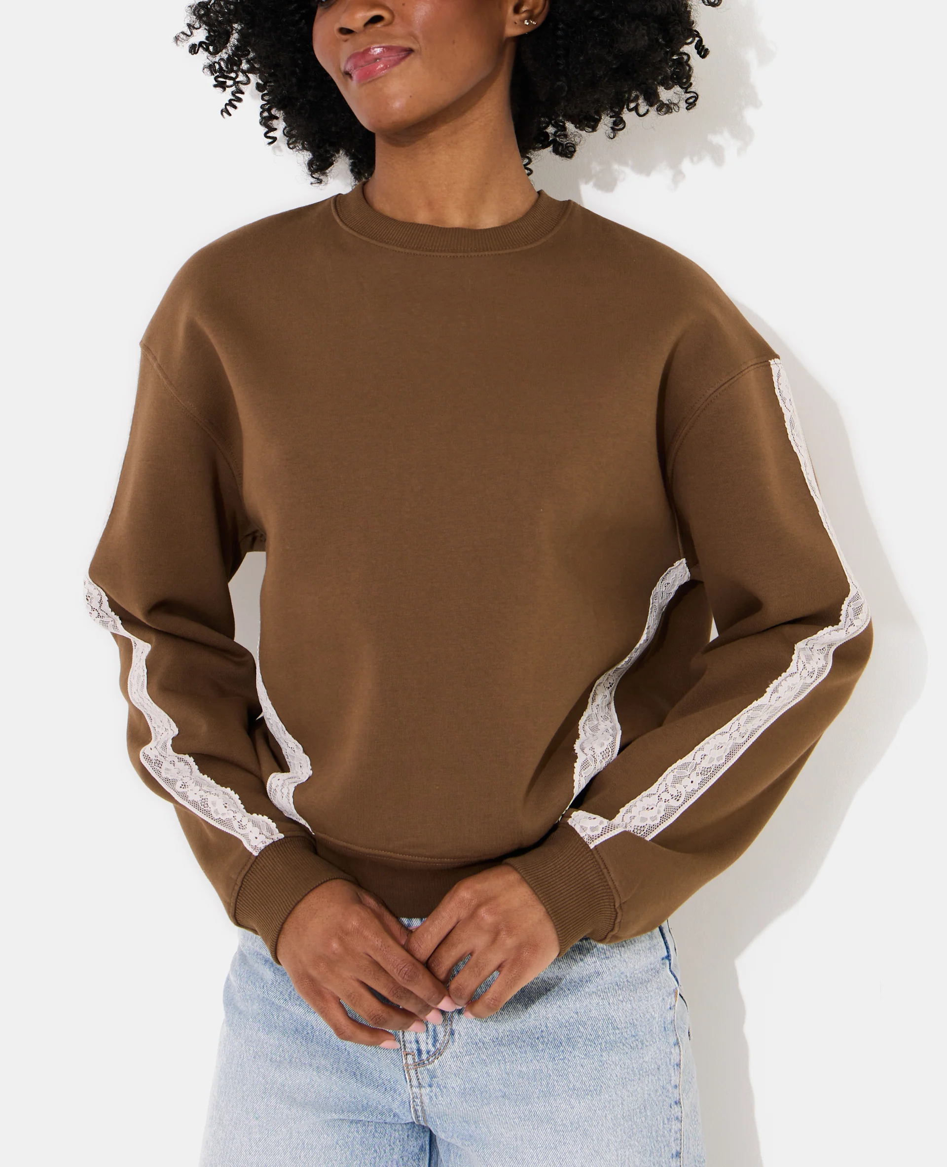 Sweat col rond avec dentelle - Image 7