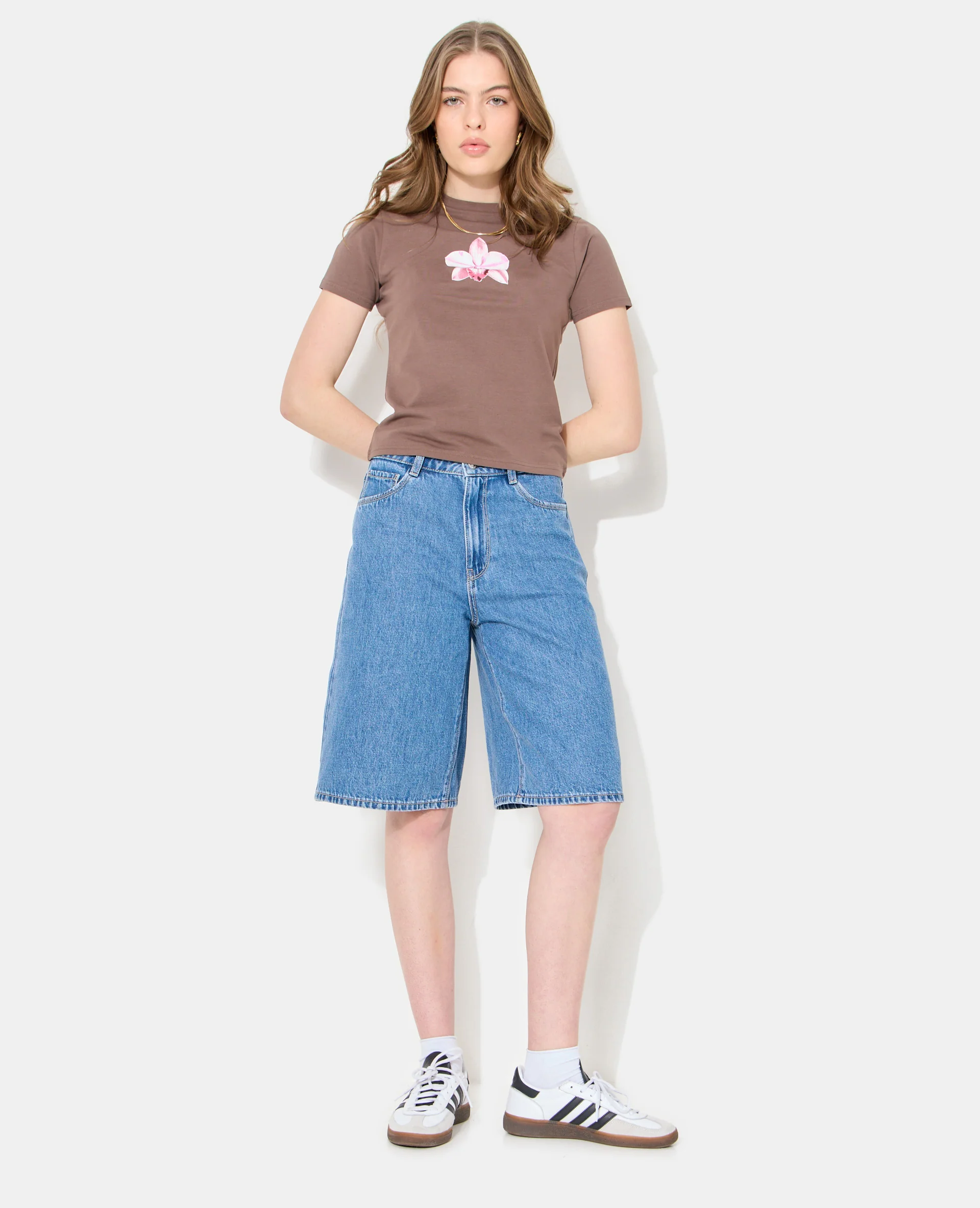 T-shirt ajusté avec orchidée - Image 3