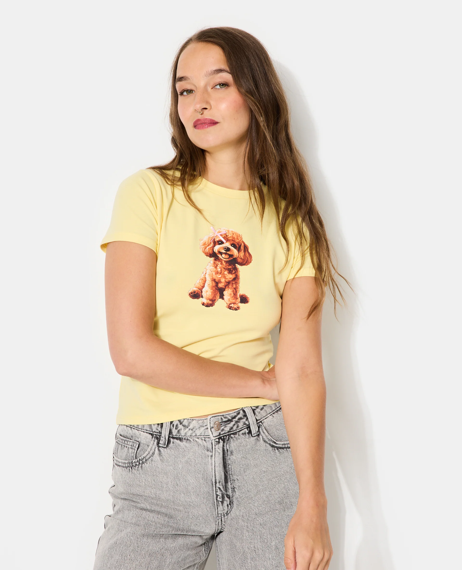 T-shirt ajusté avec print chien + nœud cousu